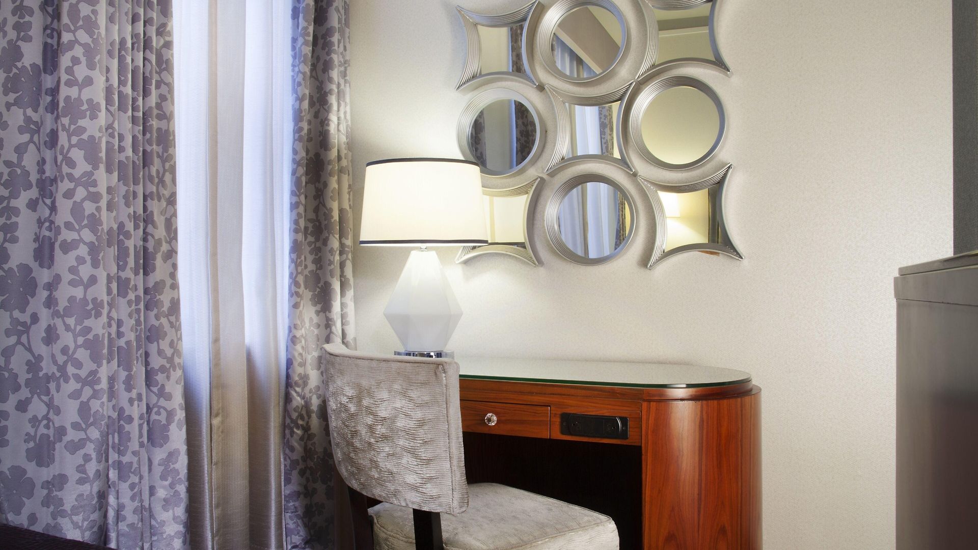 Silversmith Downtown Hotel