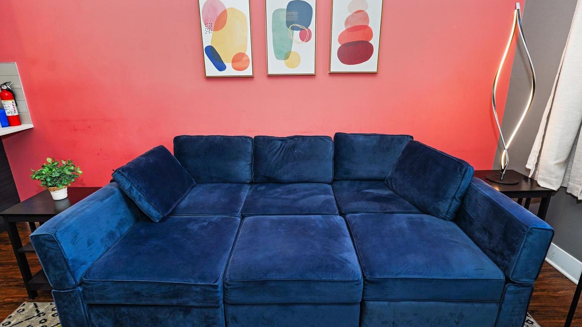 Spacious 420-friendly 2br Retreat Near Mccormick Place, Grant Park And Soldier Field *