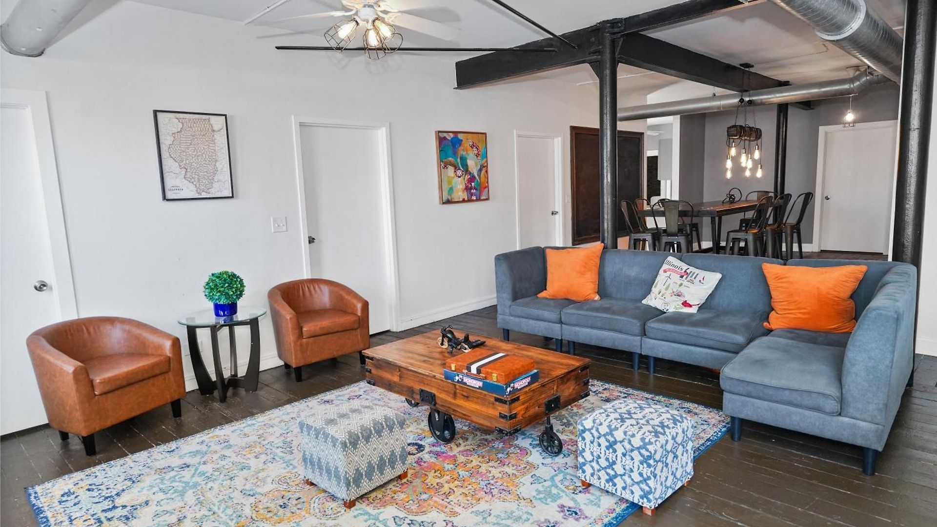 Apartment Mccormick Place Spacious 5br With Pool Table & Optional Parking Sleeps 10 Near Soldier Field And Grant Park *