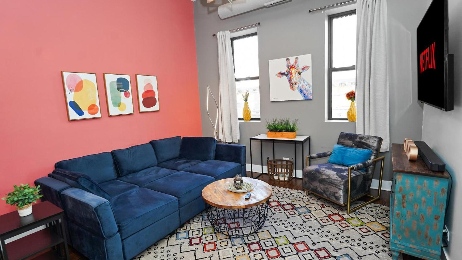Spacious 420-friendly 2br Retreat Near Mccormick Place, Grant Park And Soldier Field