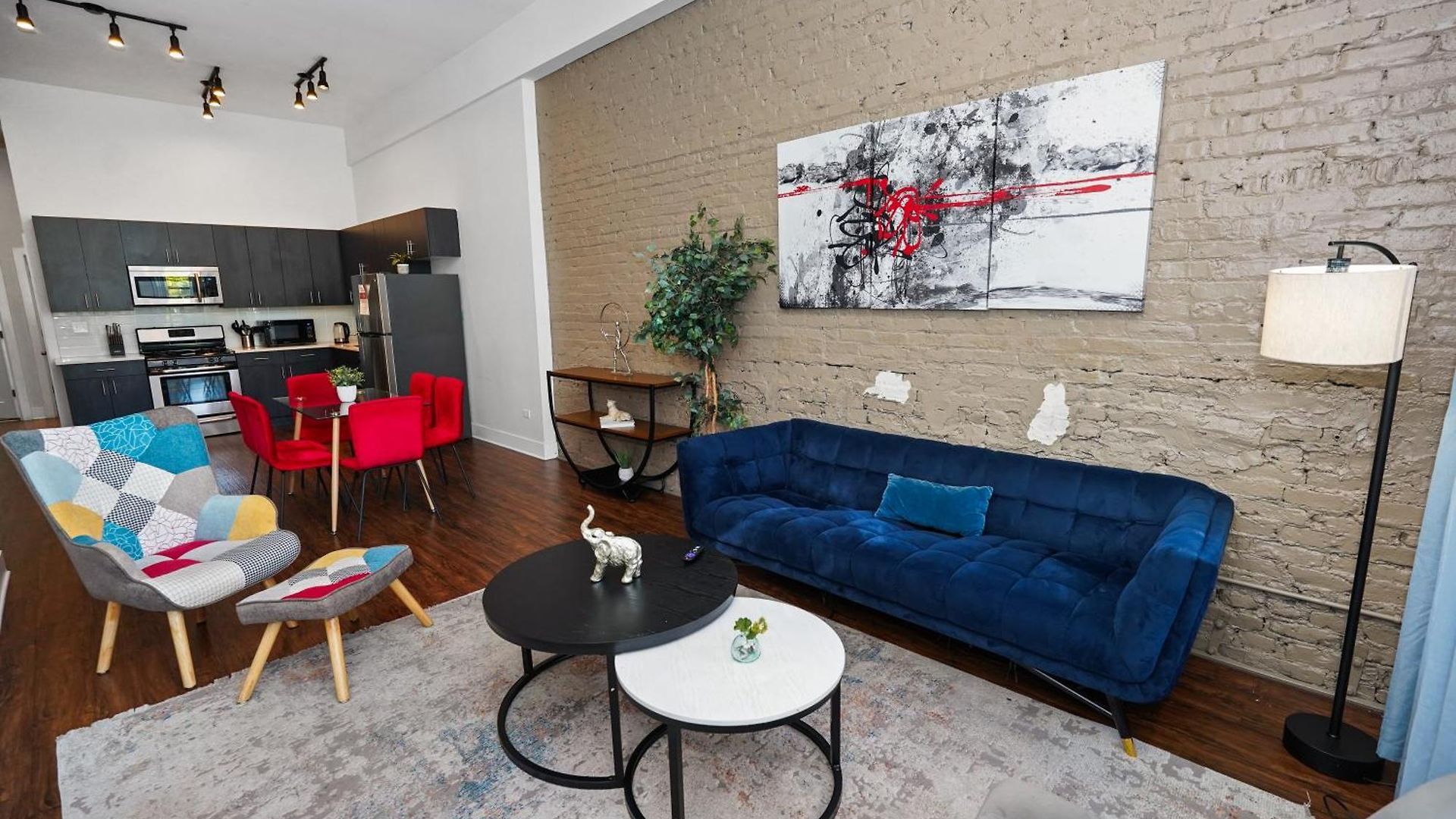 South Loop 3br Group Comfort Near Downtown, Grant Park, Soldier Field And Mccormick Place