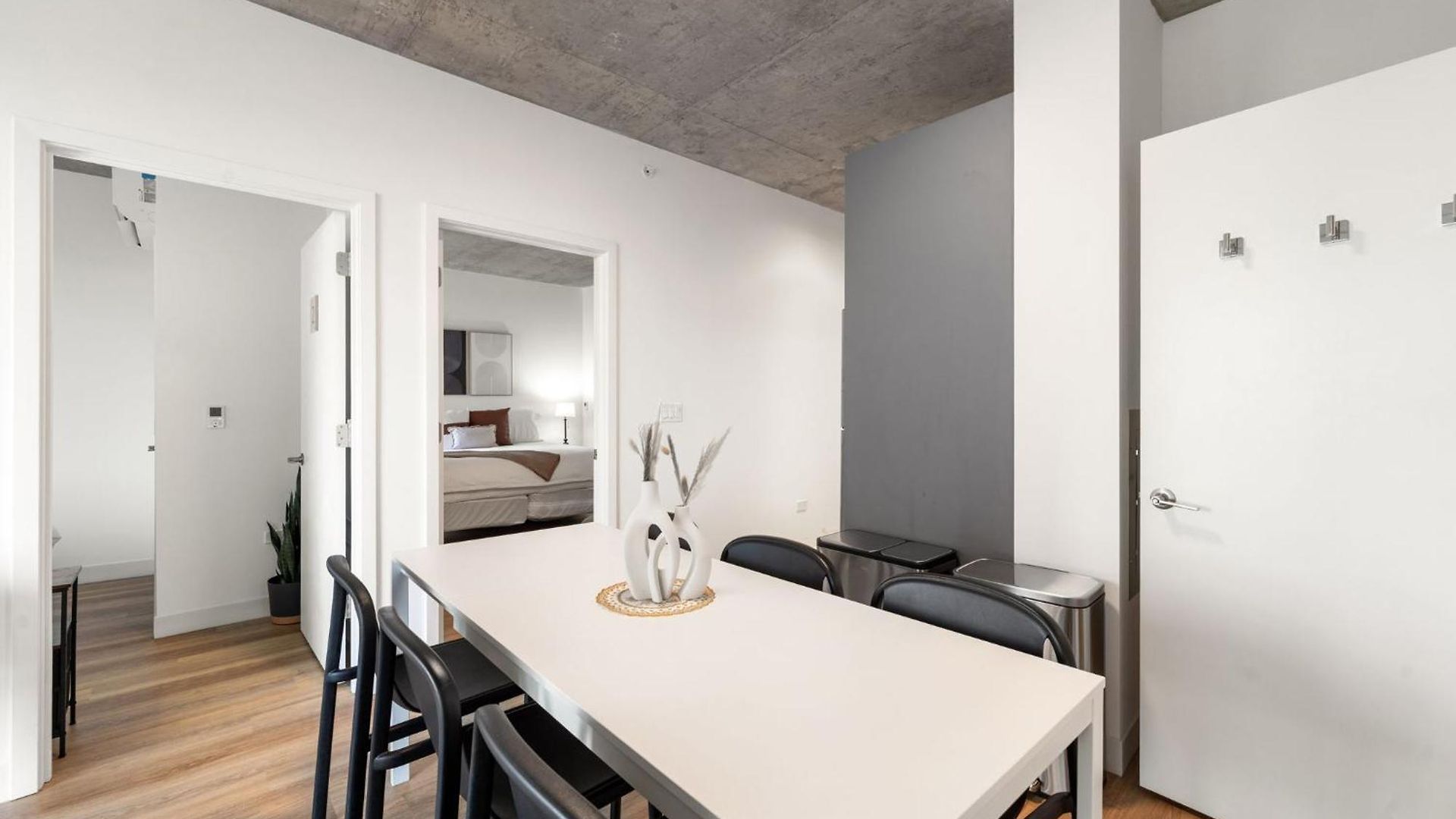 Elegant 3br Prime Location Chicago