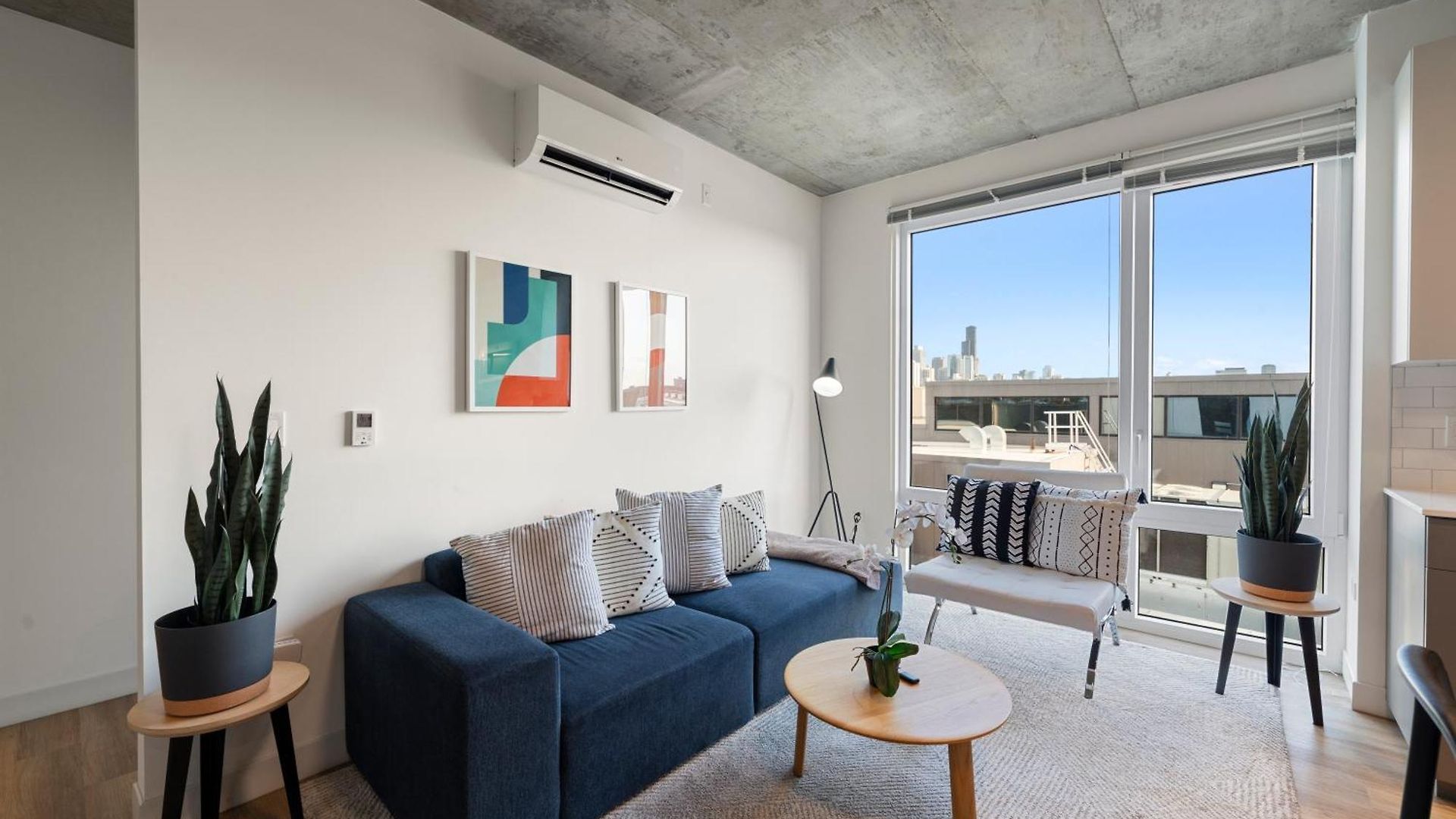 Group-ready 3br Sleek Design & Great Location *