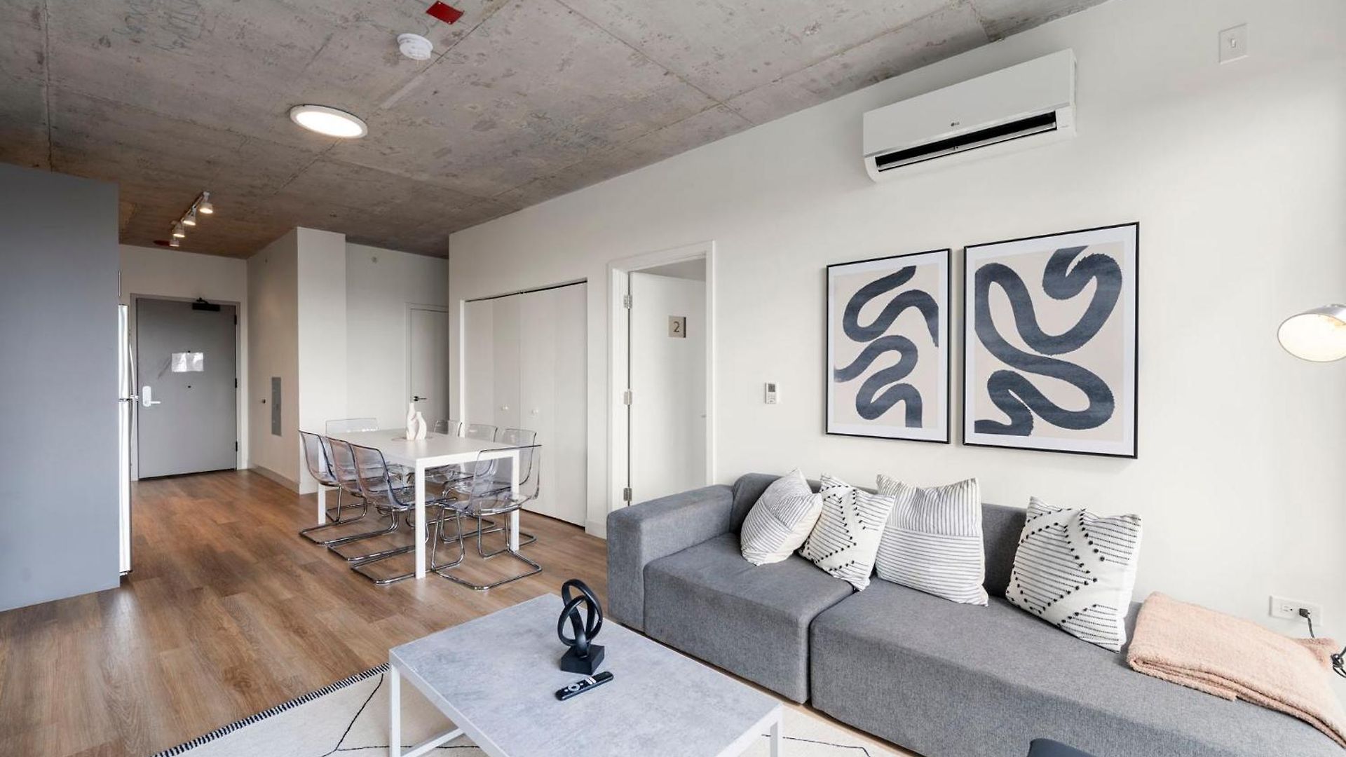 Brand New 4br In Heart Of Hotel *
