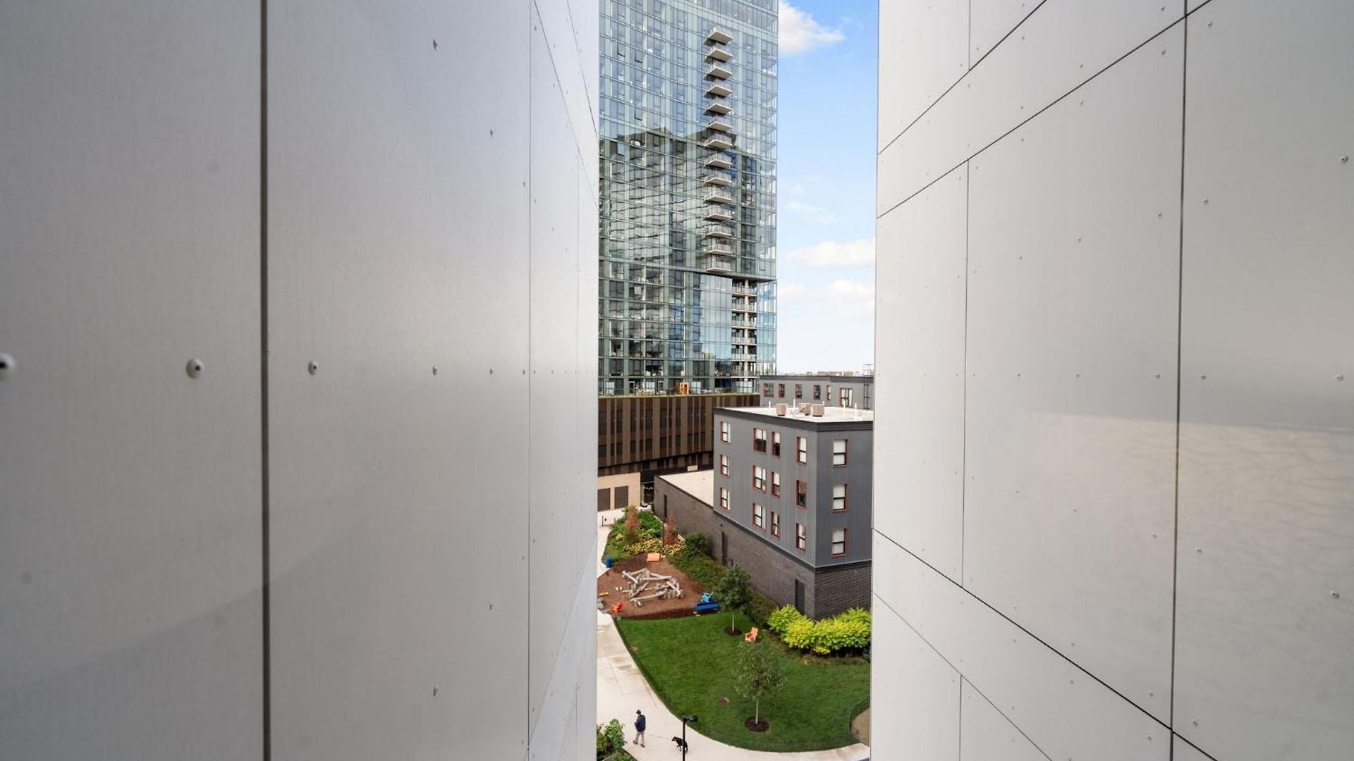 Elegant 3br Prime Location Hotel