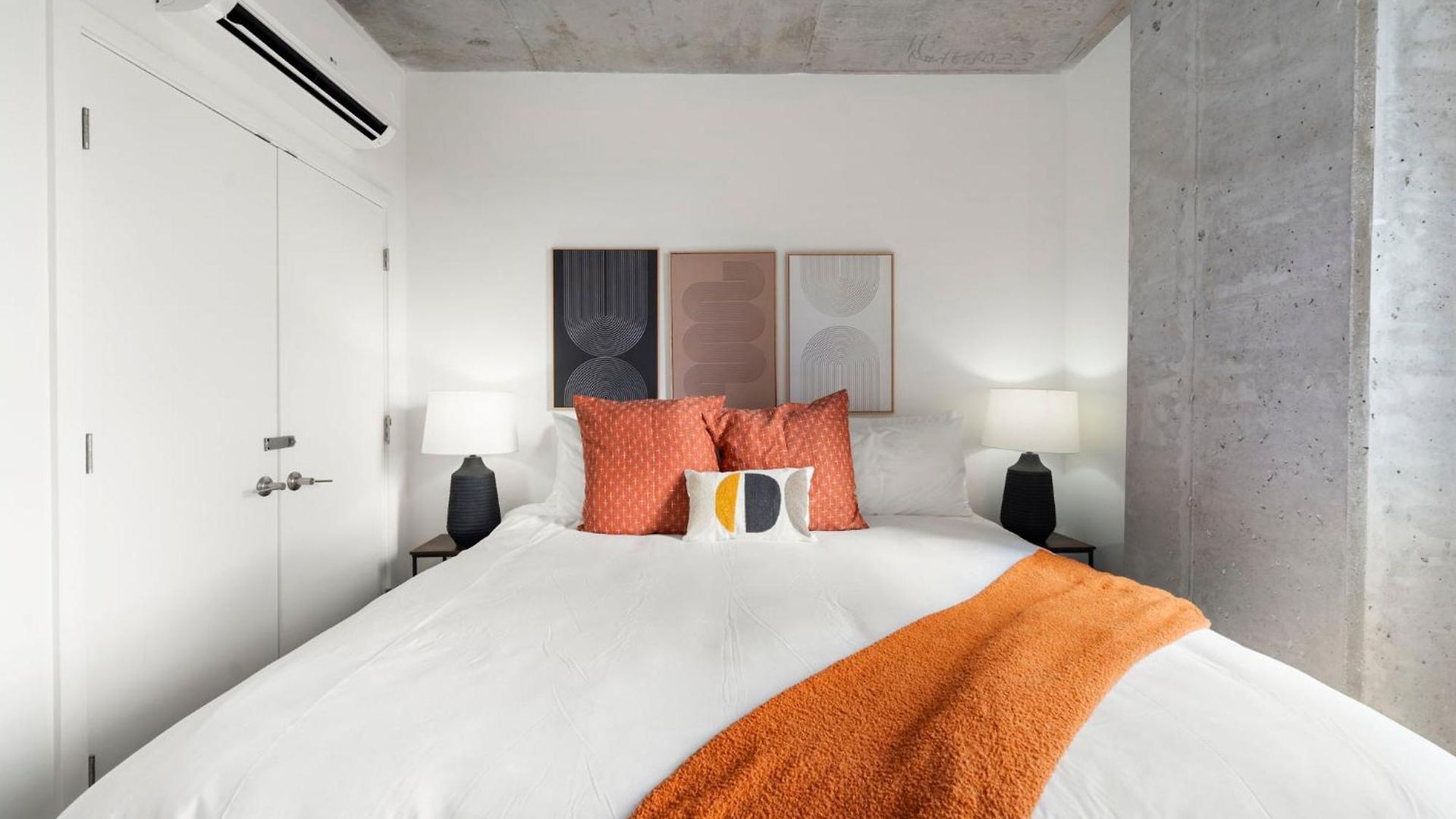 Hotel Brand New 4br In Heart Of