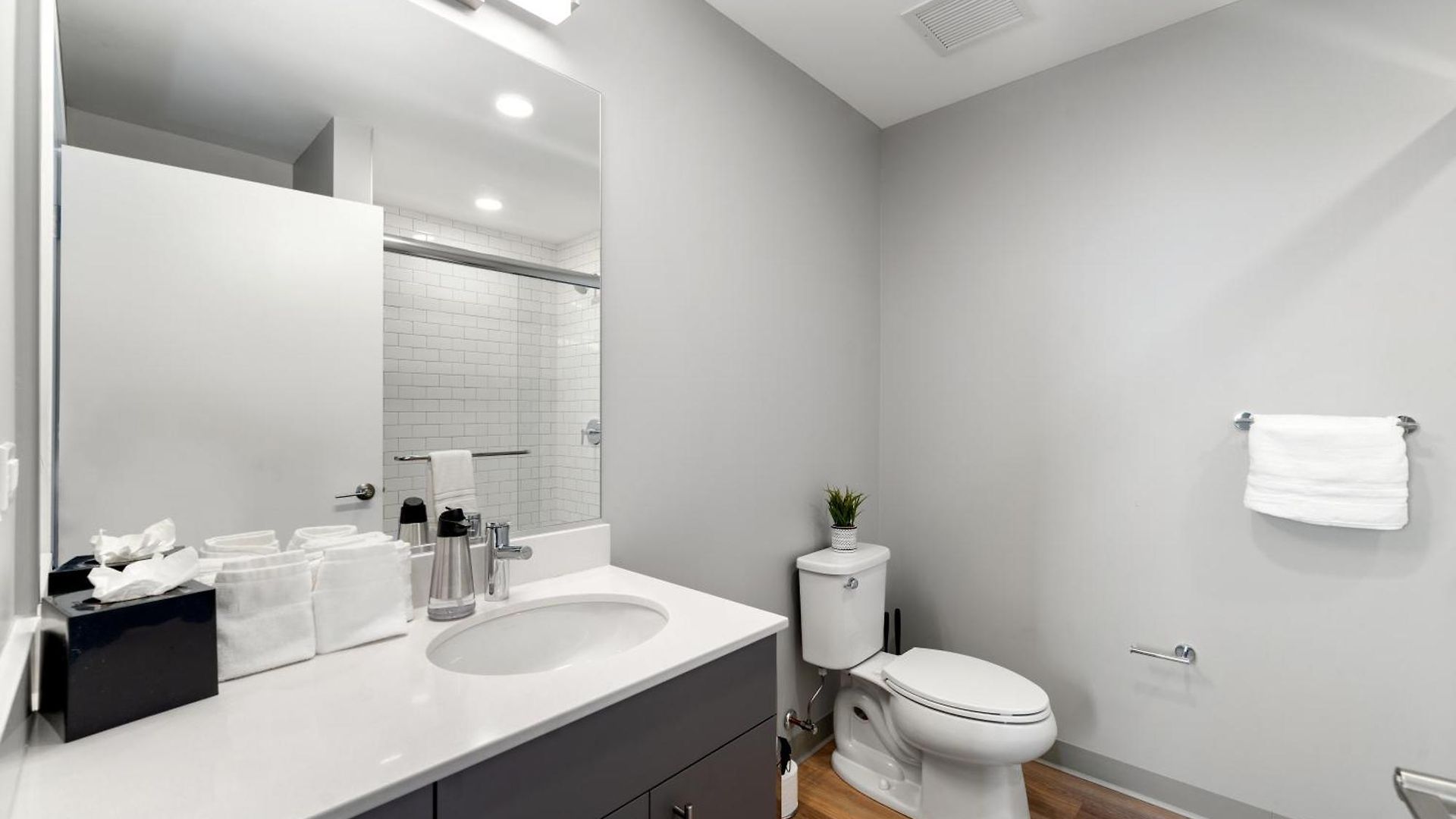 4br Corporate And Modern *