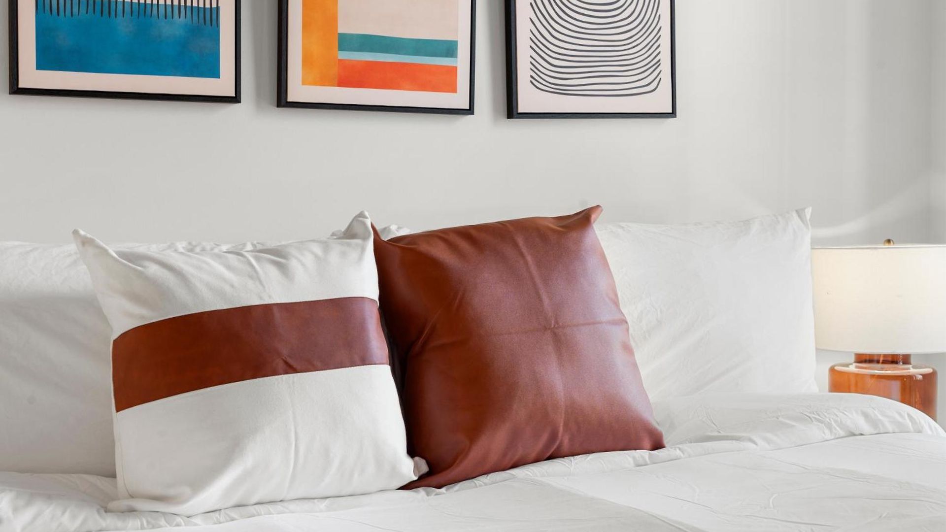 4br Corporate And Modern Chicago
