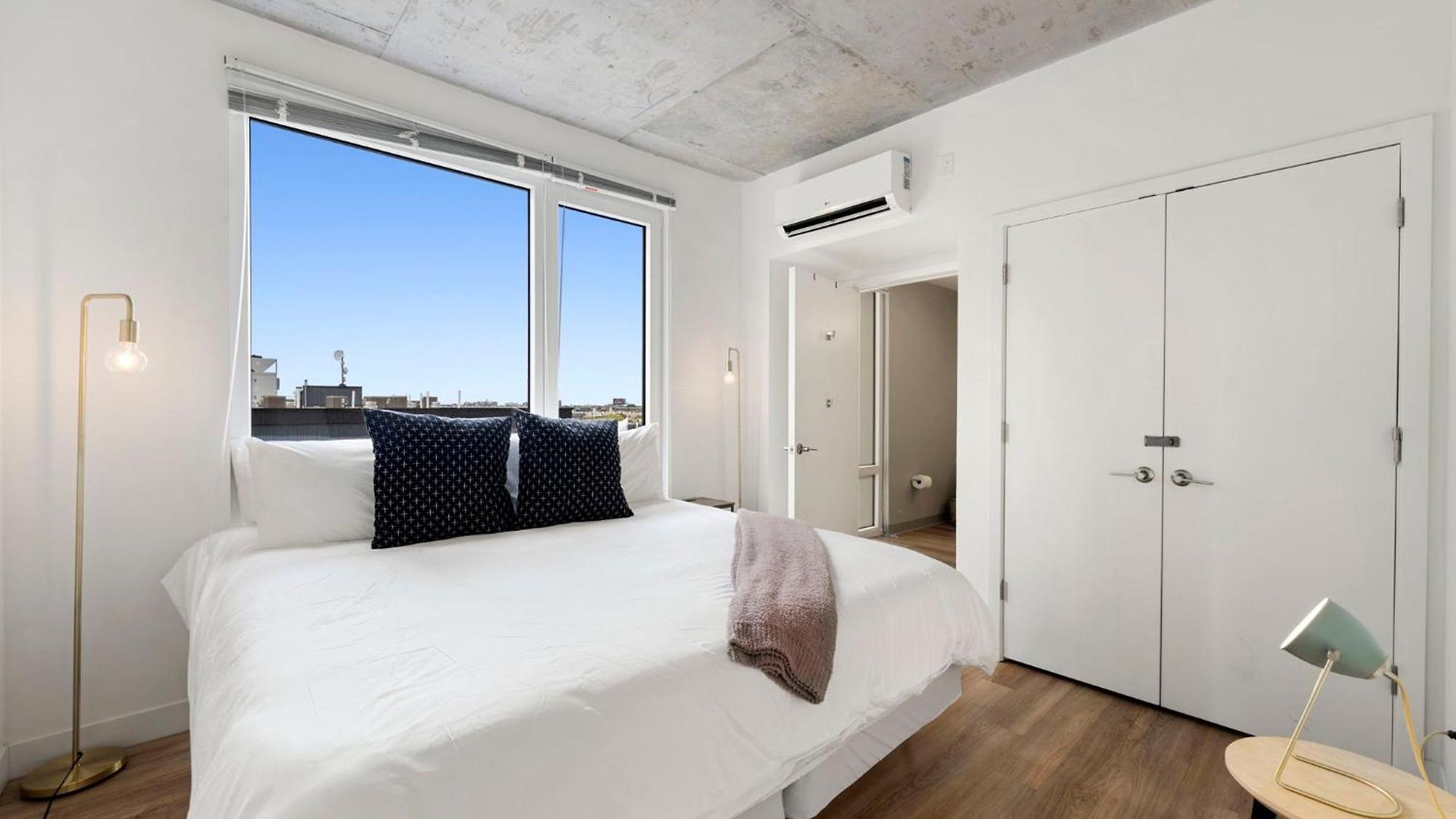 Brand New 4br In Heart Of Hotel Chicago