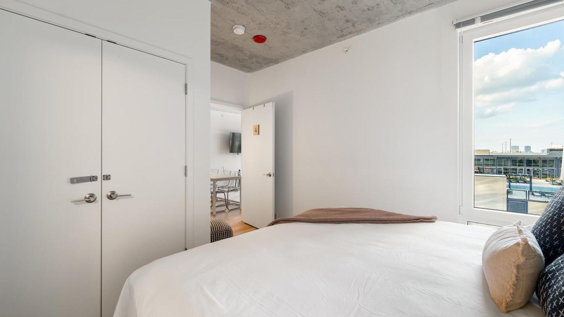 Hotel 4br Corporate And Modern Chicago