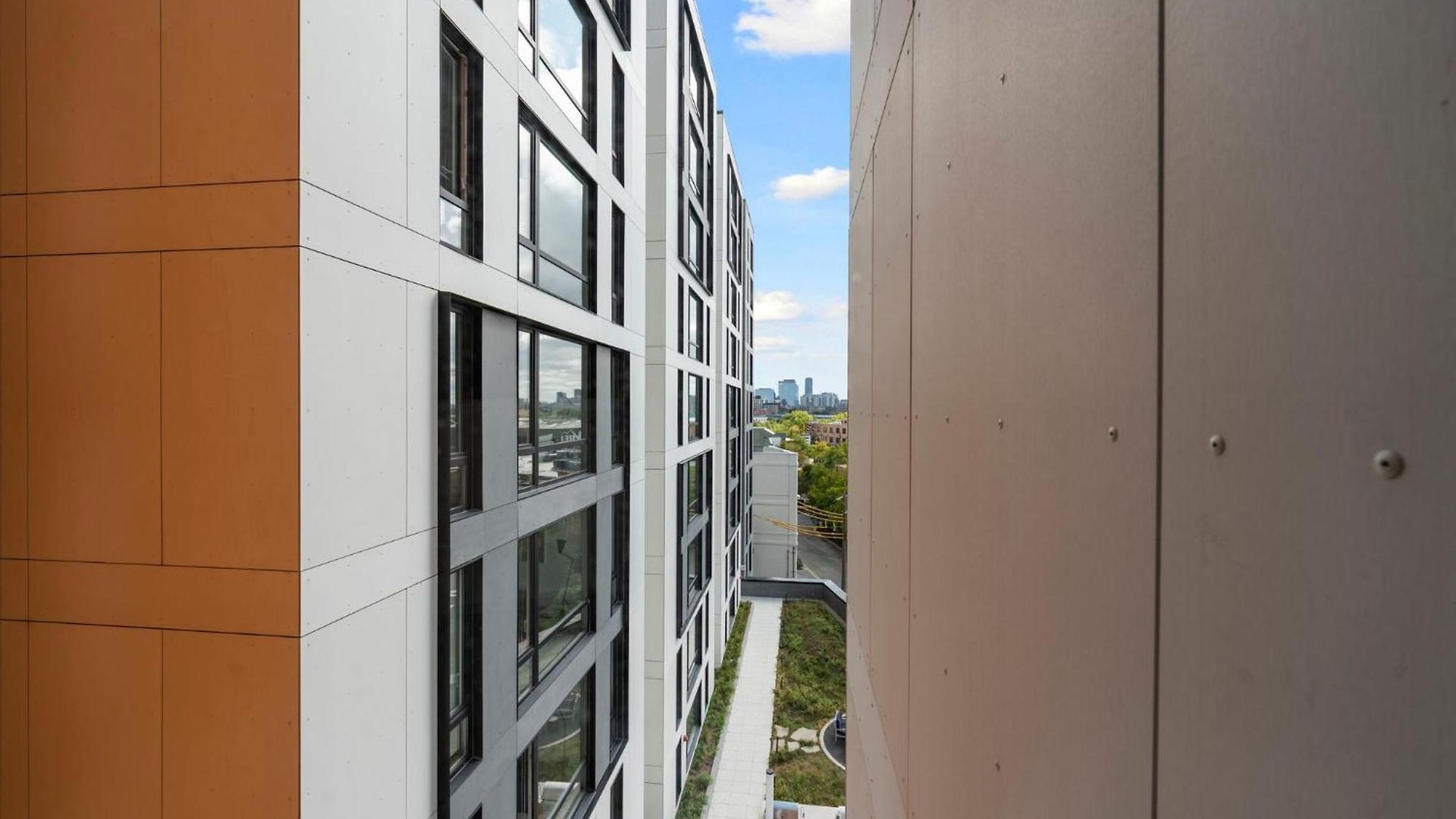 Hotel Brand New 4br In Heart Of Chicago