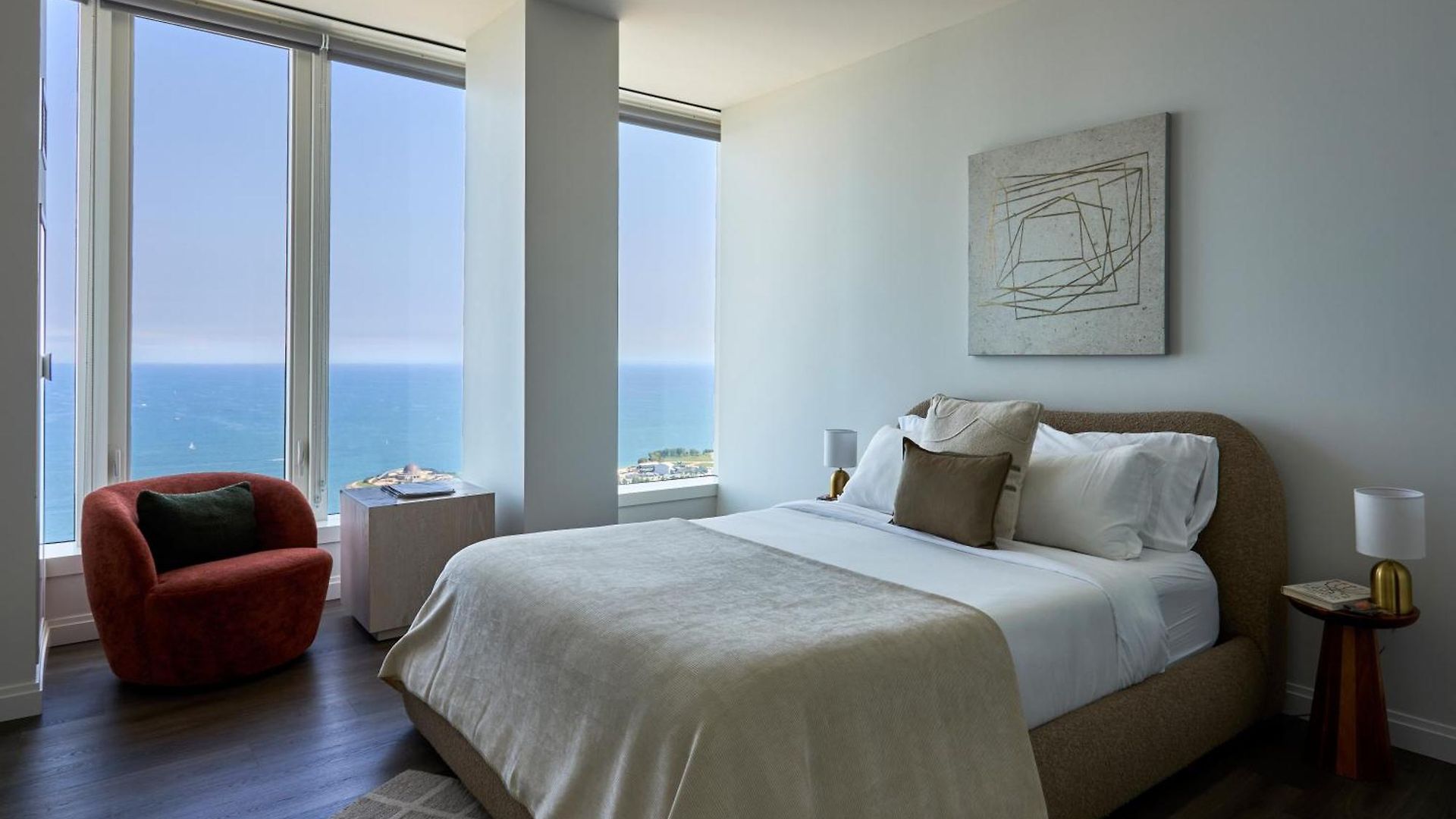 Lux Apts With Views And Amenities Apartment Chicago
