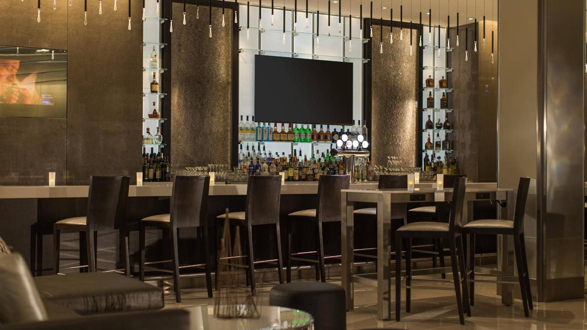Hotel Downtown, Autograph Collection Chicago
