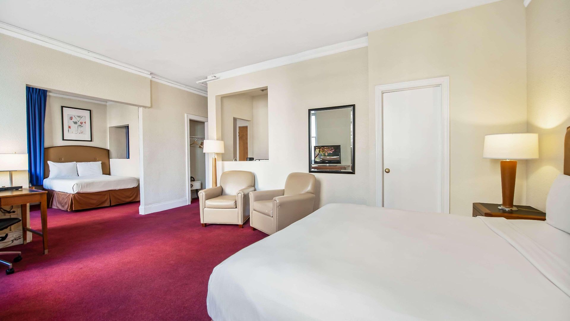 Travelodge By Wyndham Downtown Hotel