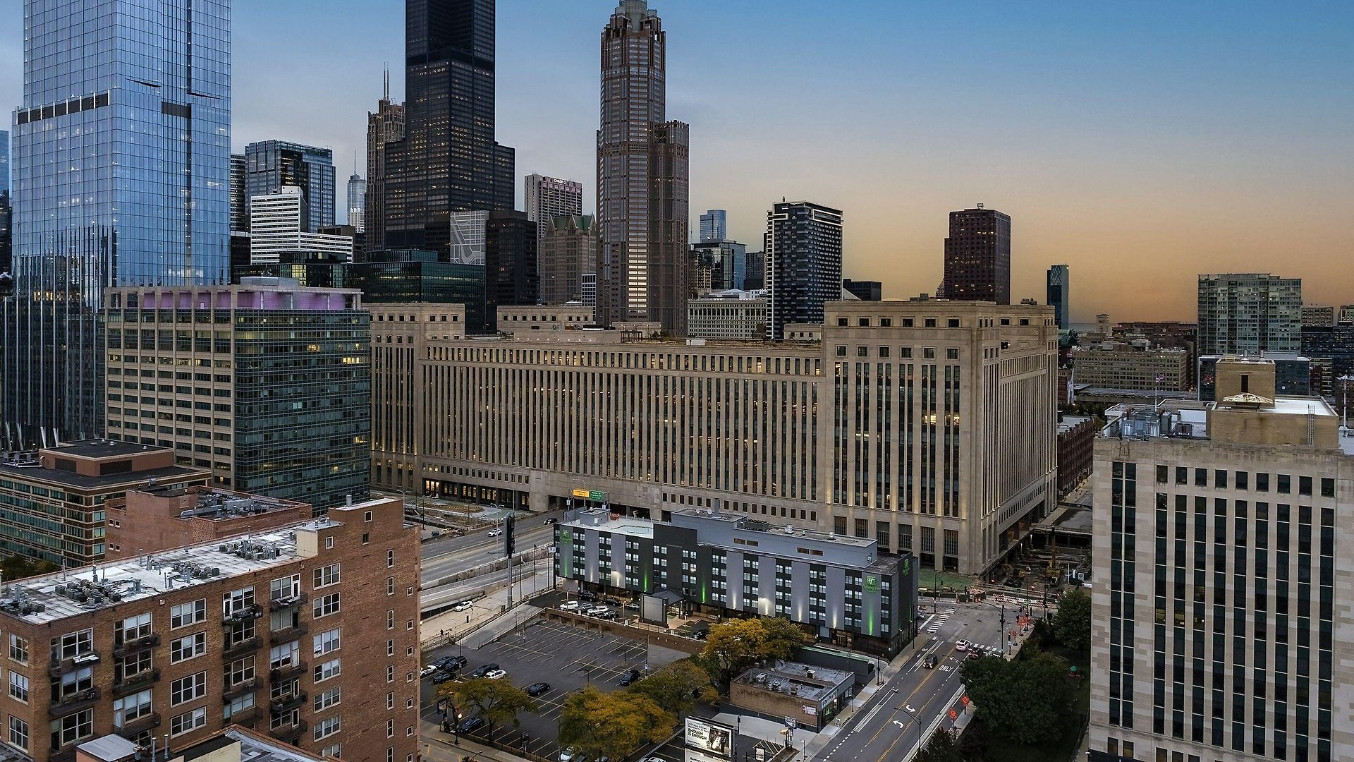 & Chicago-downtown By Ihg