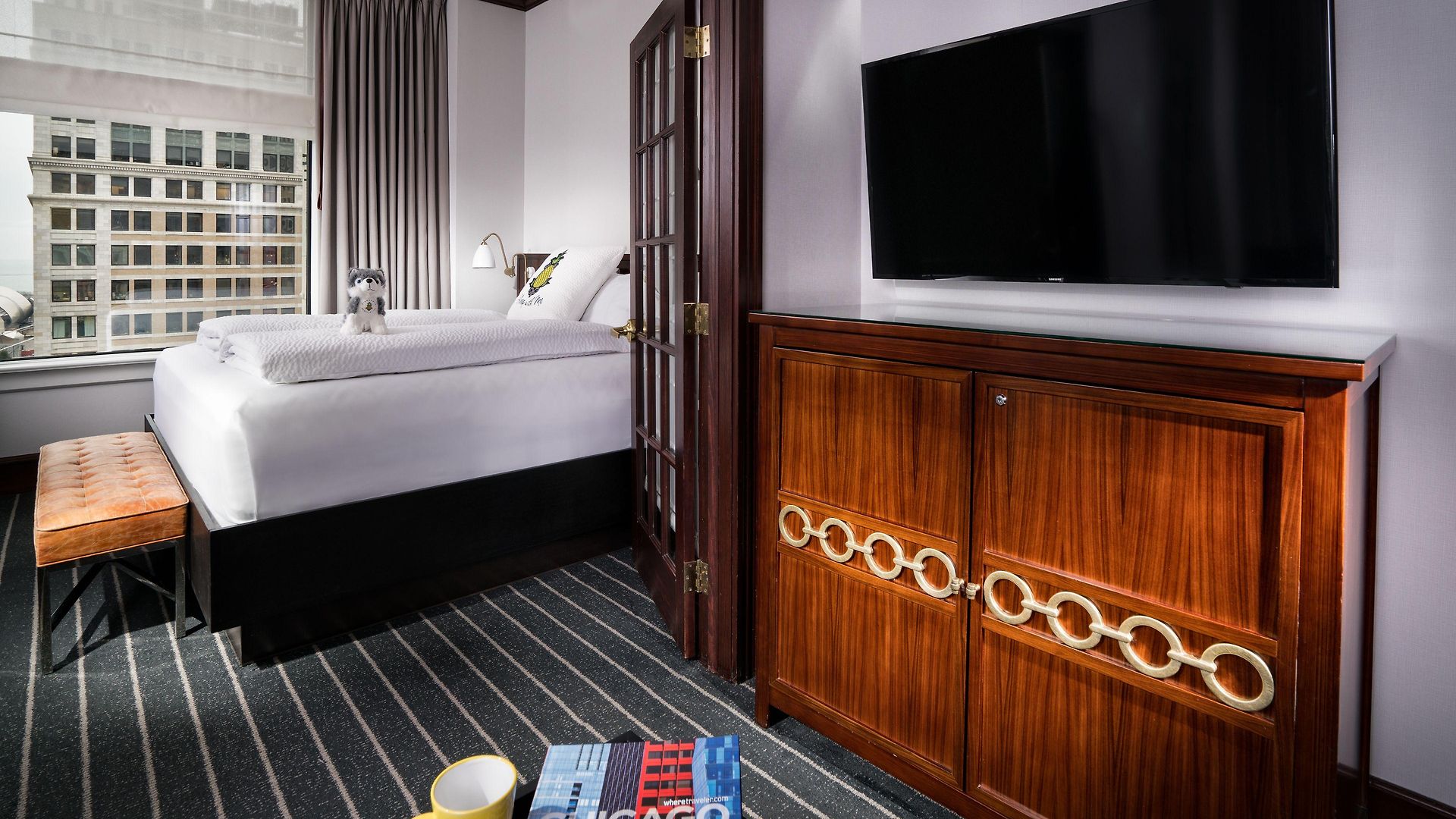 Staypineapple, An Iconic Hotel, The Loop Hotel 4*