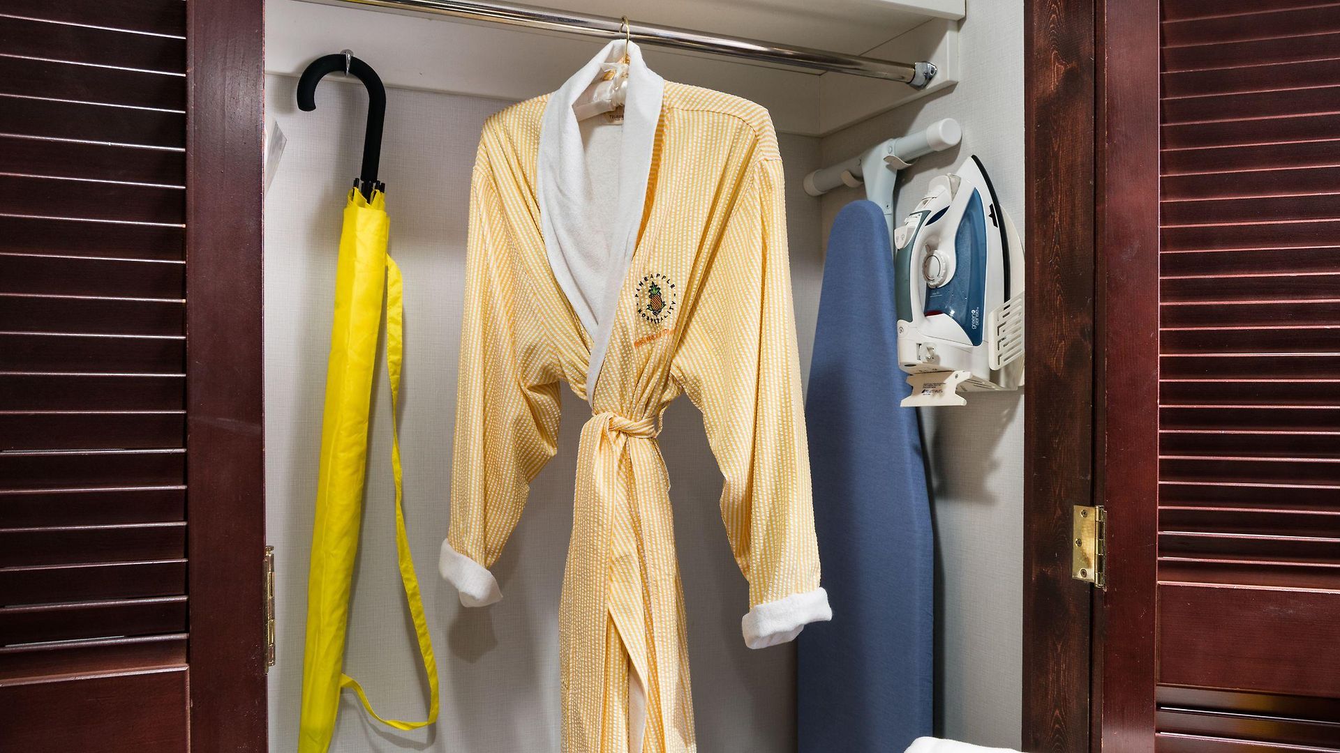 Staypineapple, An Iconic Hotel, The Loop 4* Chicago