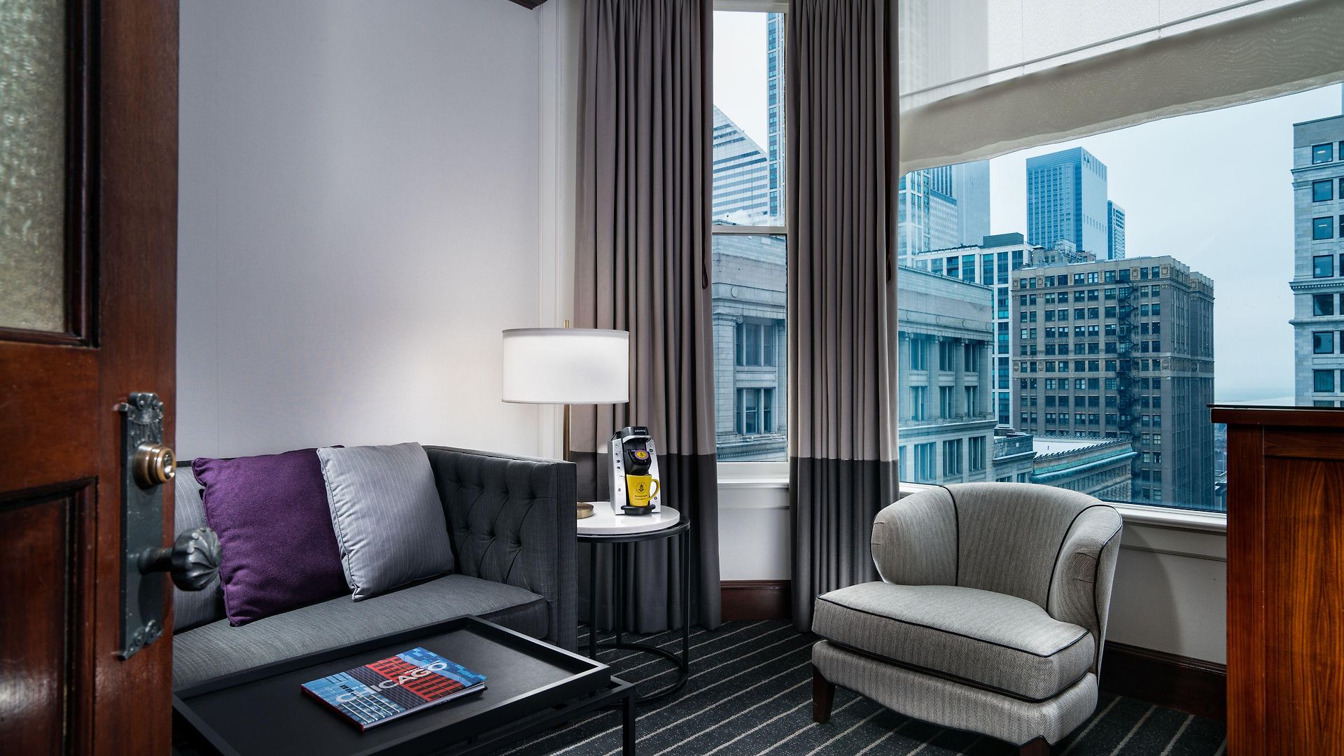 Staypineapple, An Iconic Hotel, The Loop 4*