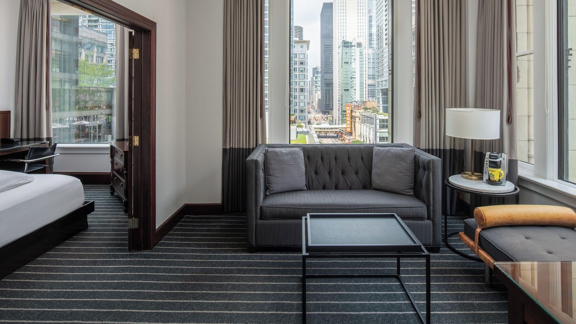 Staypineapple, An Iconic Hotel, The Loop 4*