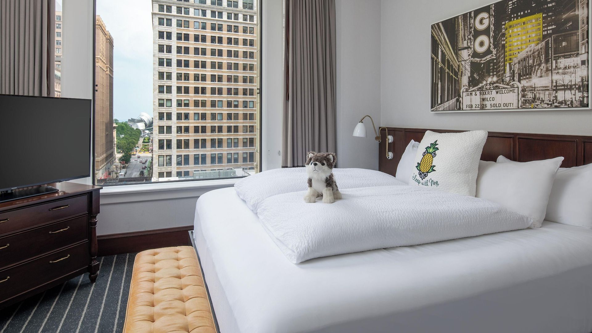 Staypineapple, An Iconic Hotel, The Loop Hotel