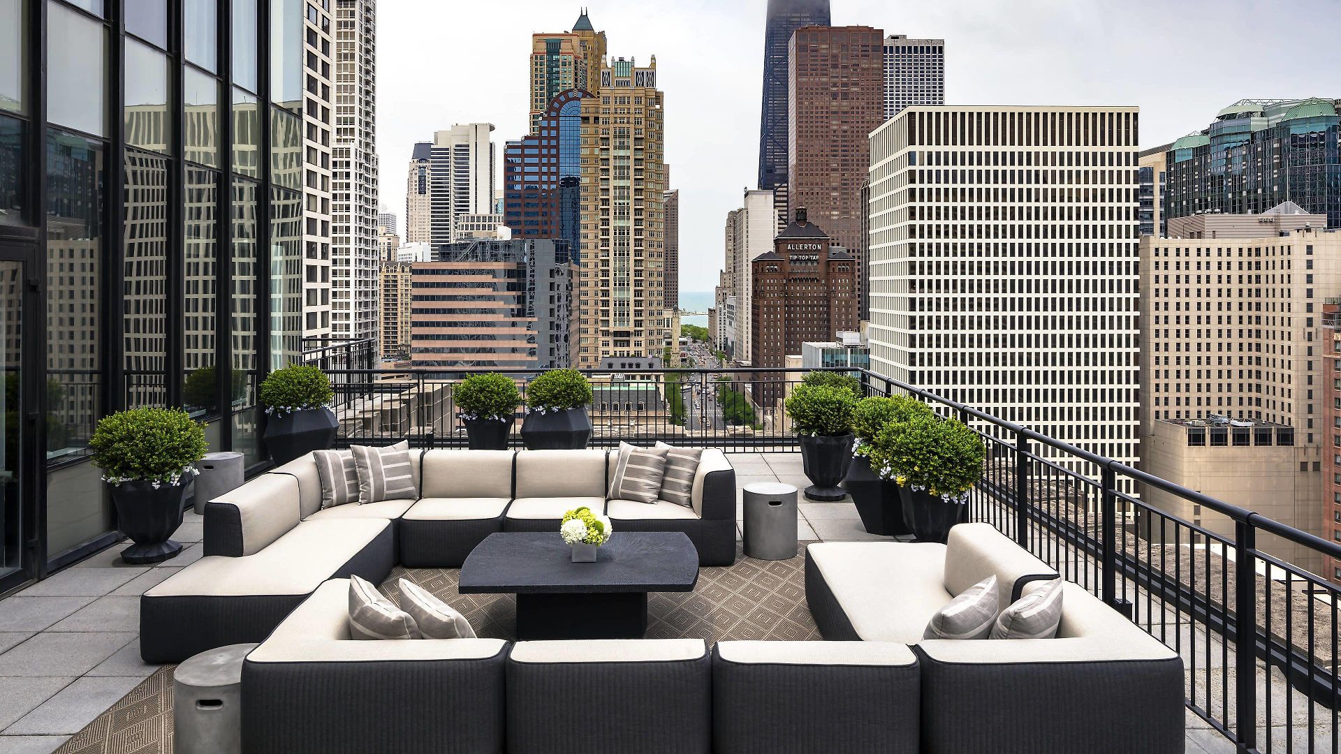 The Gwen, A Luxury Collection Hotel, Michigan Avenue