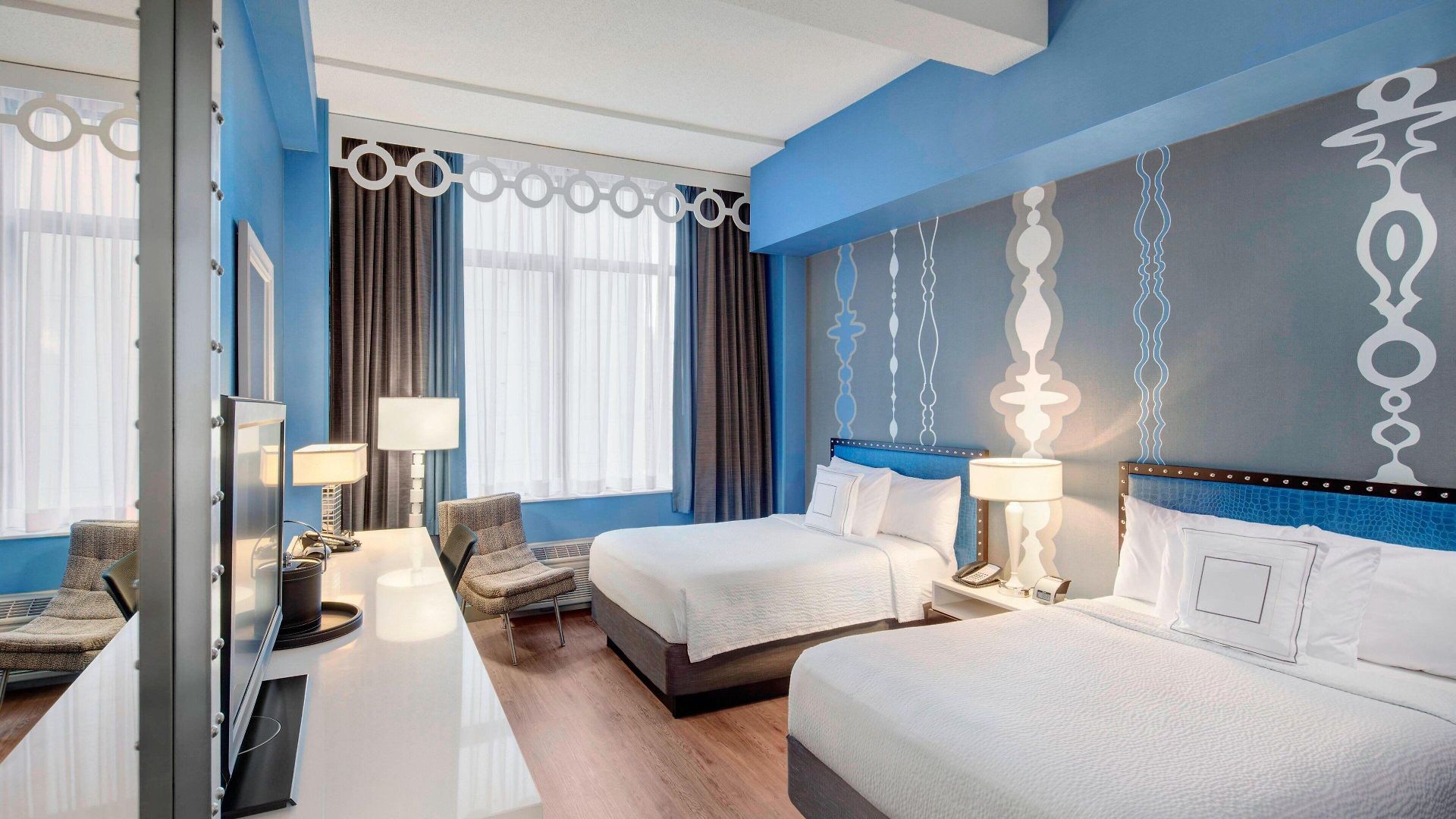 Fairfield And Downtown/ Magnificent Mile 3*