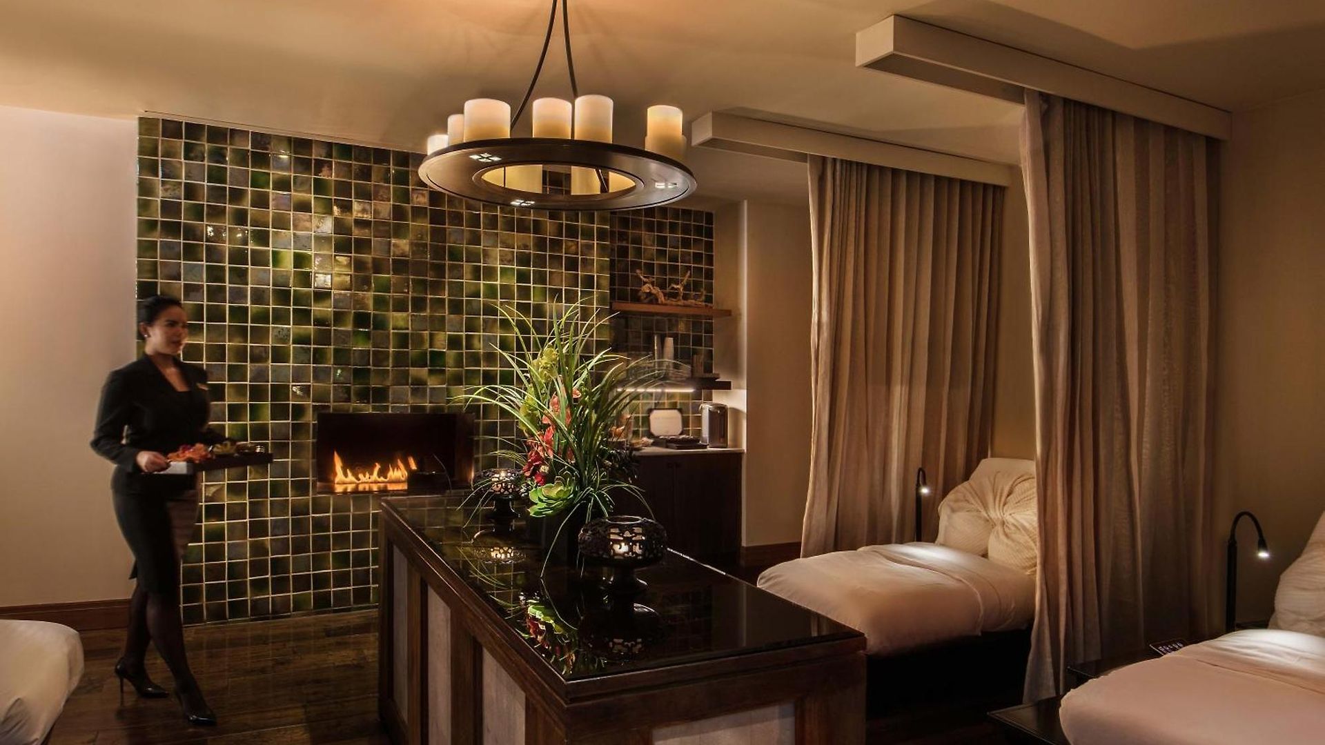 The Peninsula Hotel