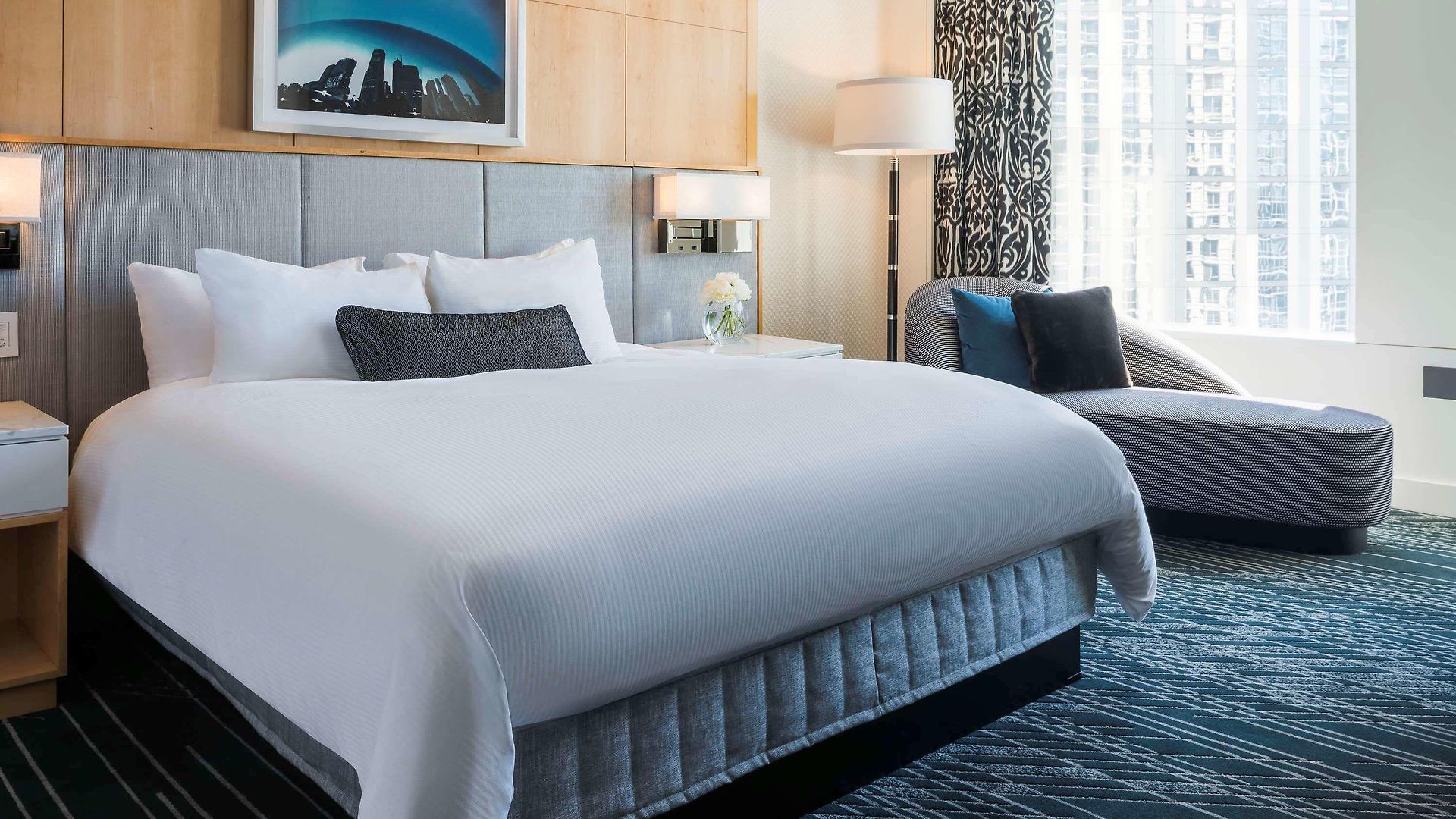Hotel Sofitel Magnificent Mile 5*