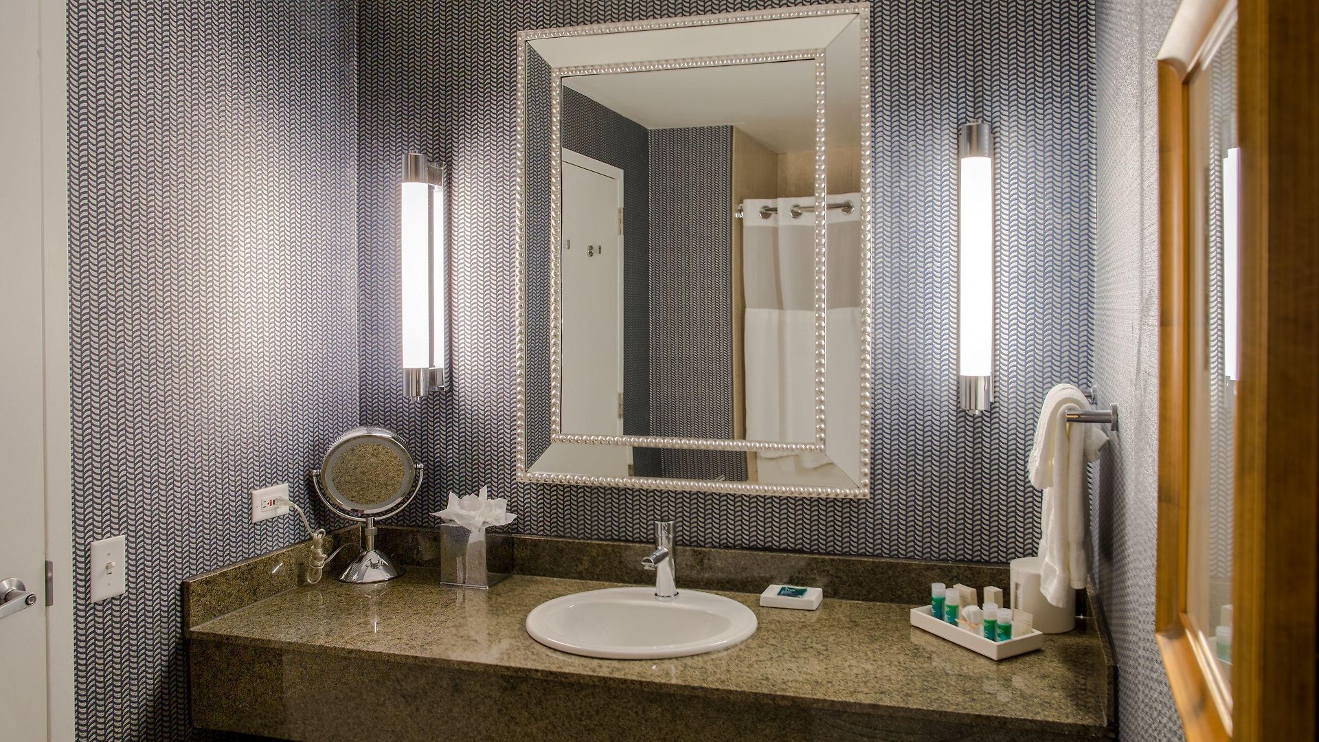 Kinzie Hotel Chicago