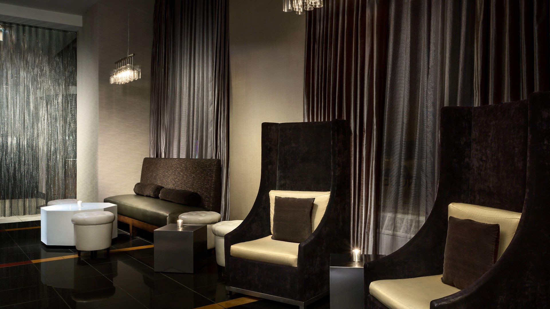 Hotel Courtyard By Marriott Downtown/magnificent Mile 3*
