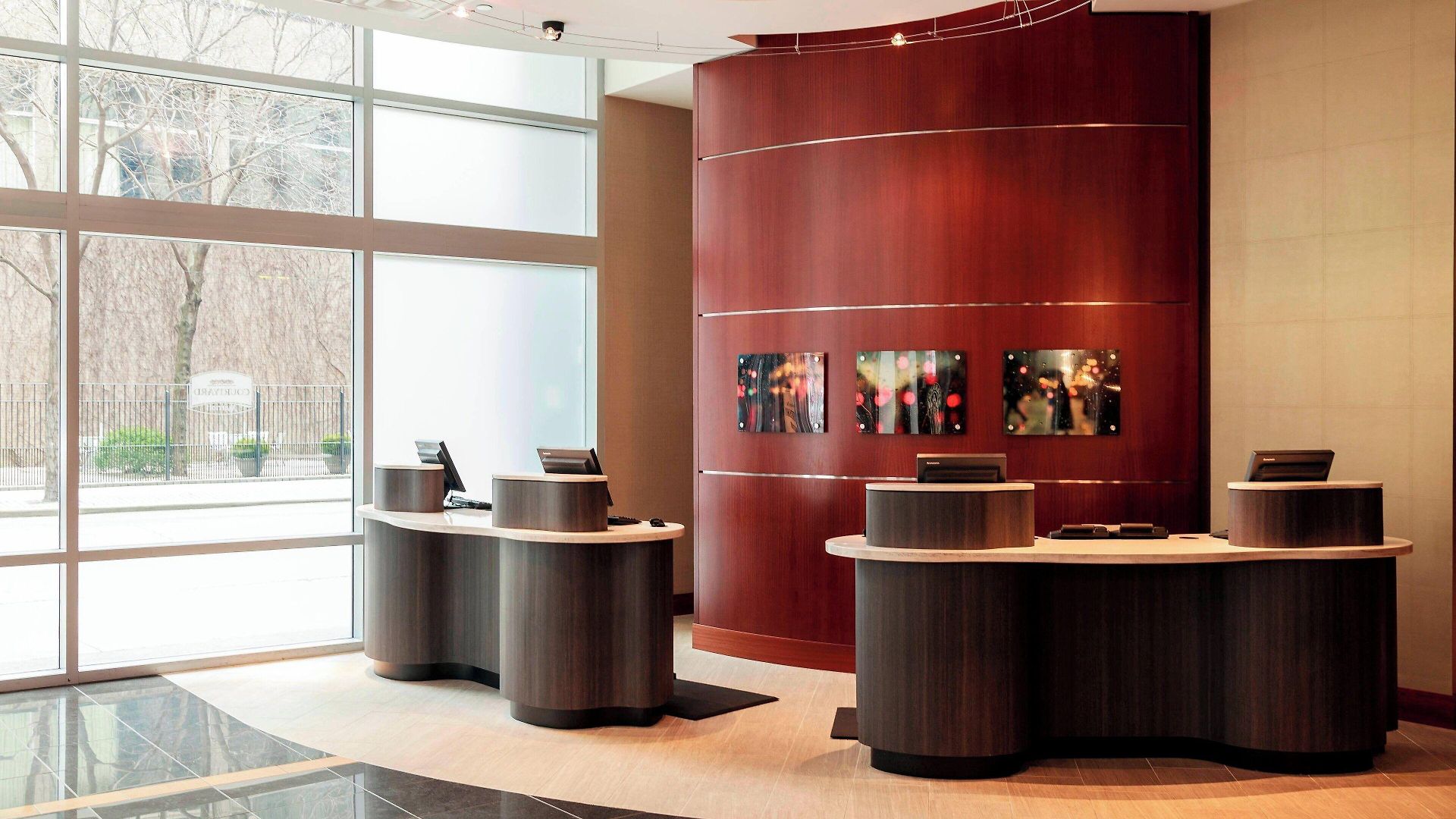 Courtyard By Marriott Downtown/magnificent Mile 3*