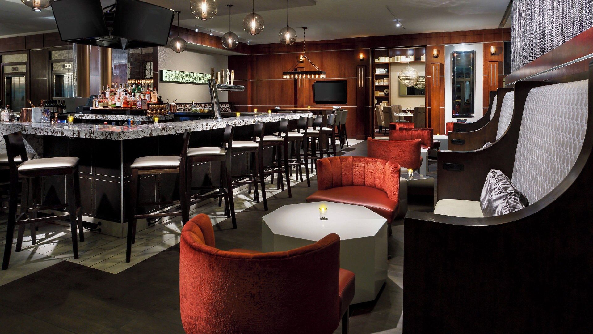 Courtyard By Marriott Downtown/magnificent Mile