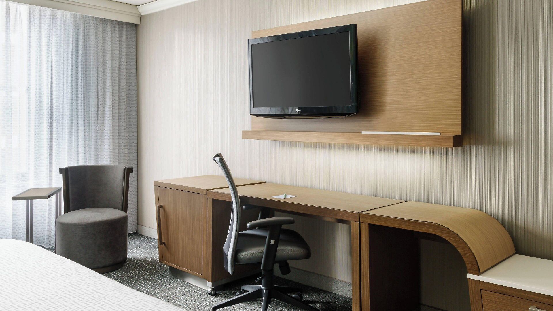Courtyard By Marriott Downtown/magnificent Mile