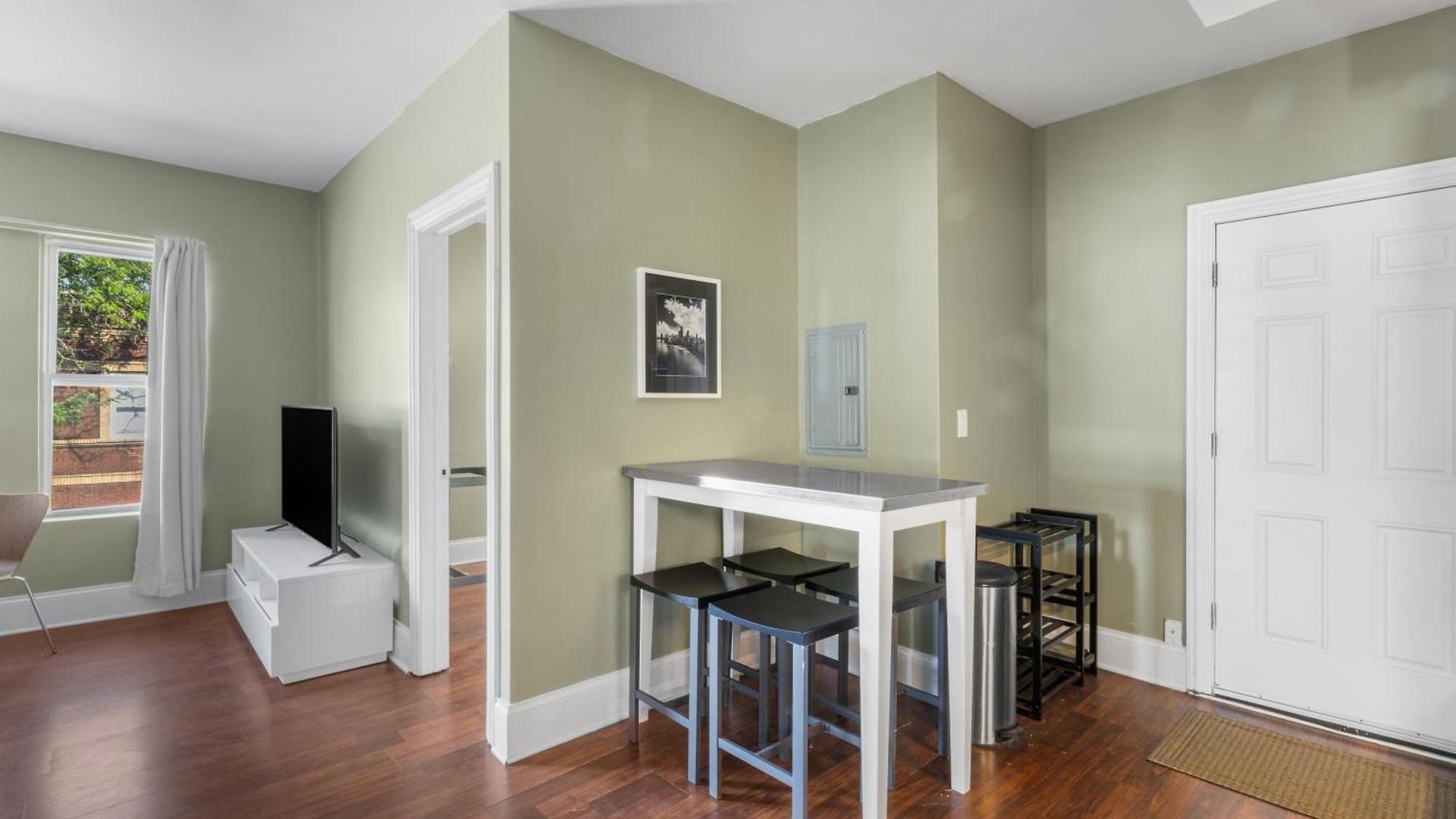 3835 W North #2 Homestay Chicago