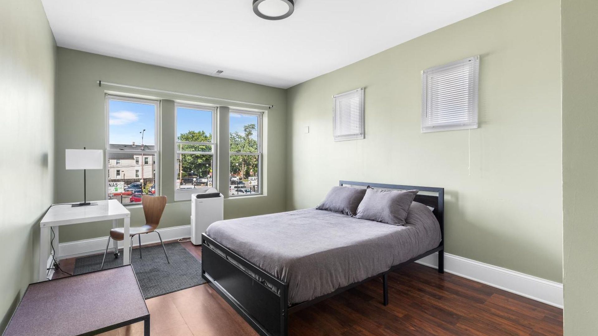 3835 W North #2 Homestay *