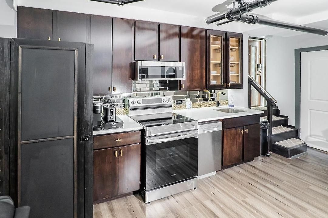 & Cozy 1-bedroom In Irving Park * Chicago