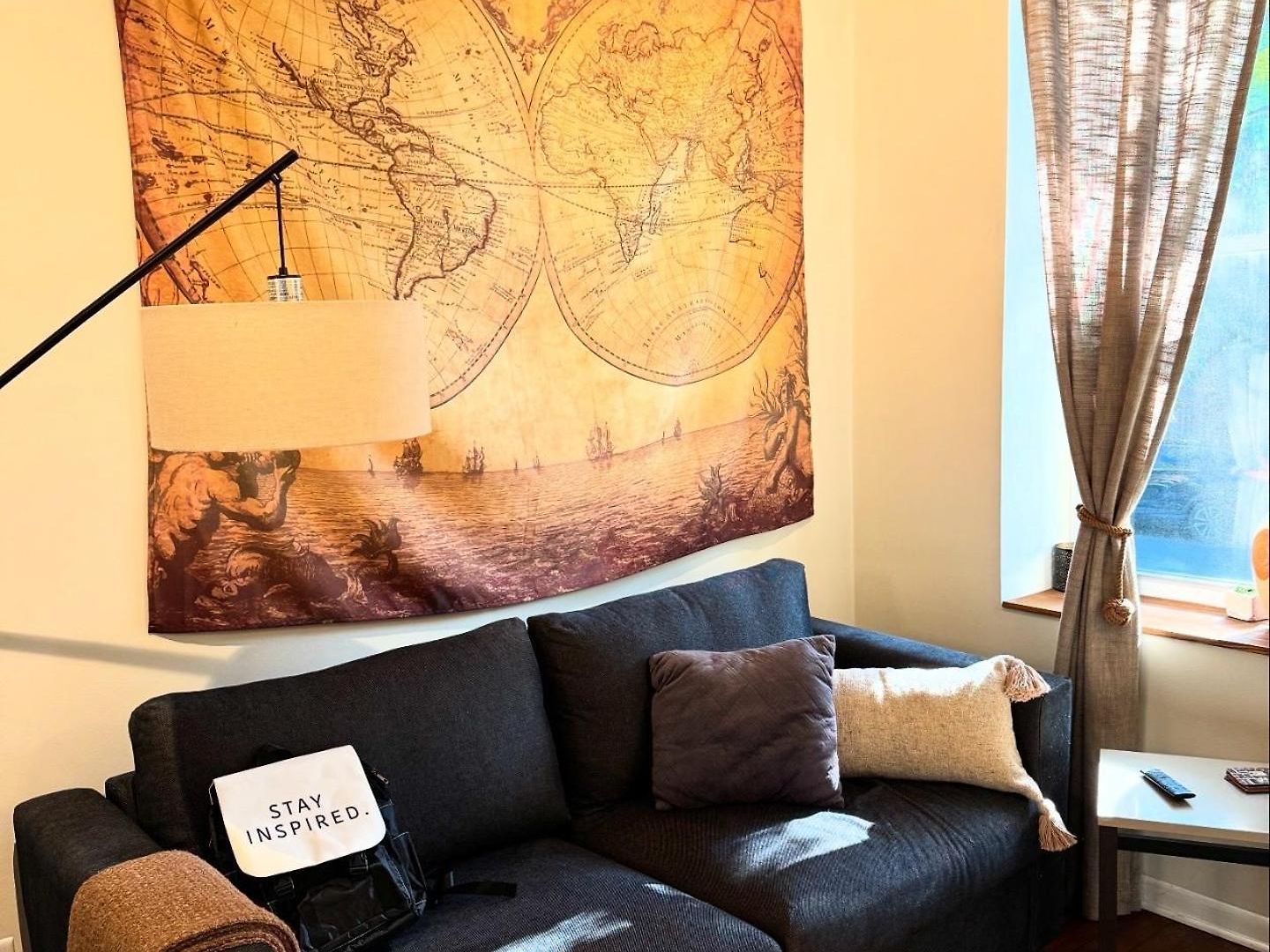 Wicker Park 1-br Walk To Train & Grocery Easy Downtown Access Chicago