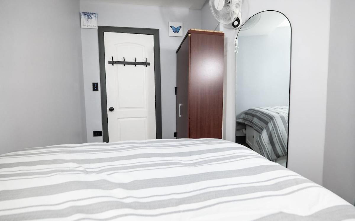 & Cozy 1-bedroom In Irving Park Chicago