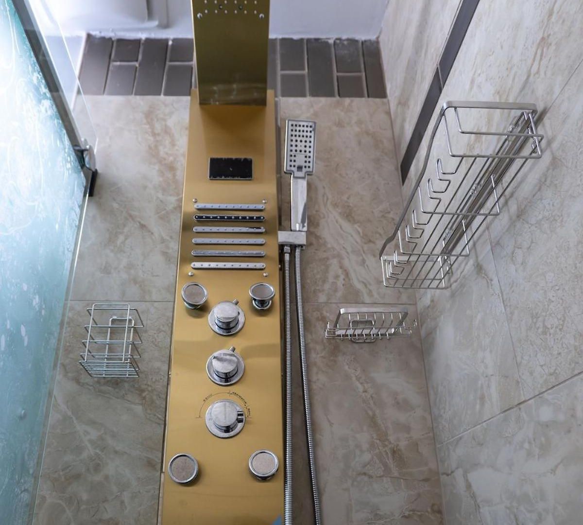 & Cozy 1-bedroom In Irving Park Apartment *