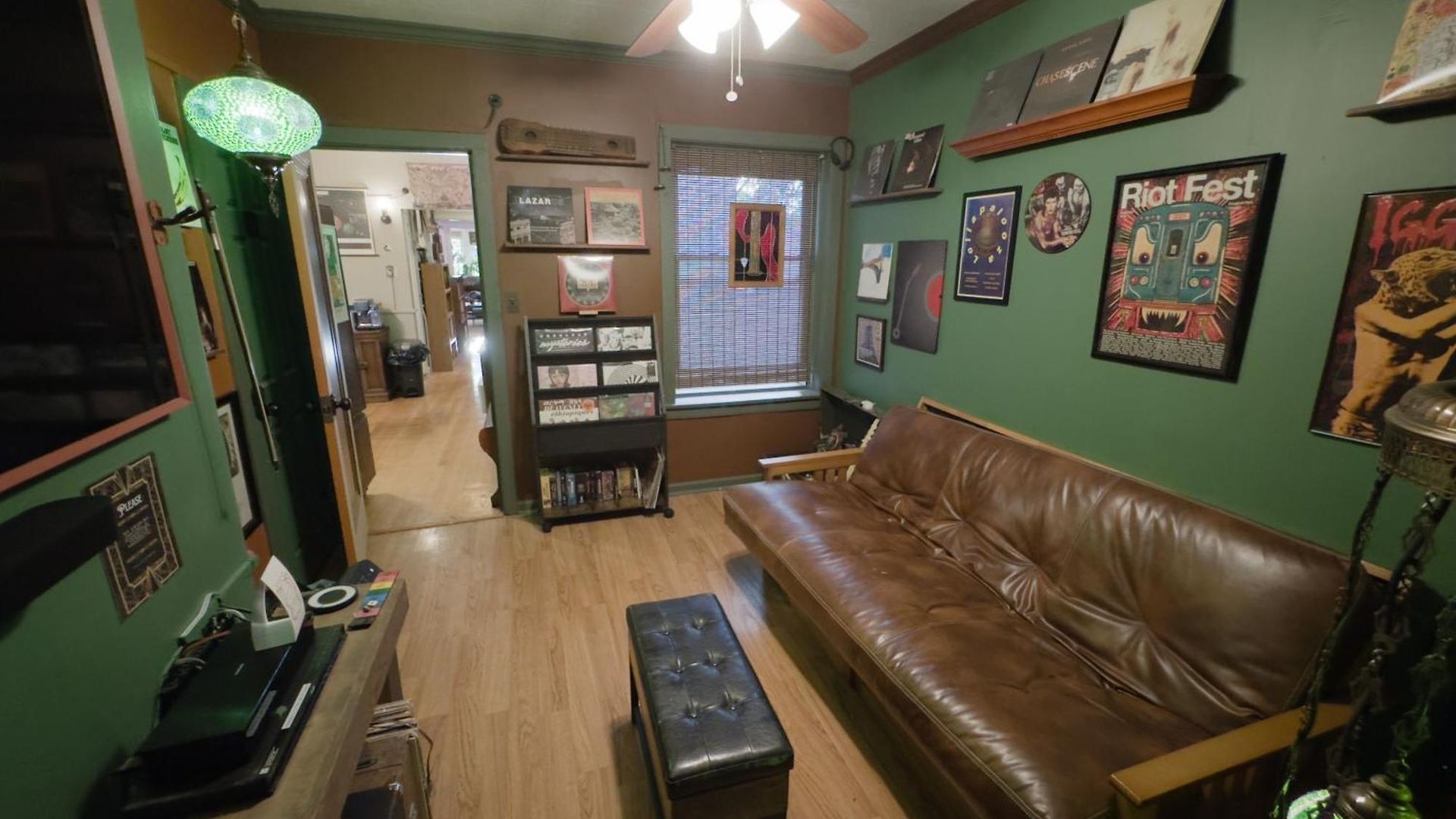 Tranquil Library 2brm 1bath Private Eclectic At Solar Apartment *