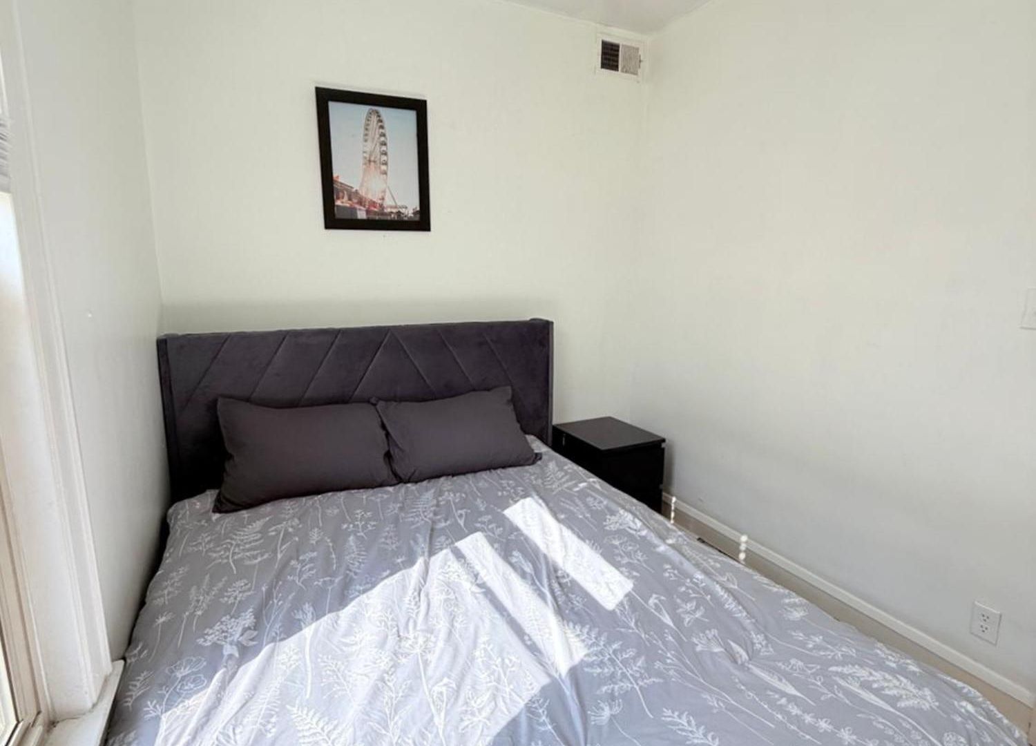 Apartment Prime Location - Cozy 3bd Near Downtown! Free Parking & Fast Wifi! *