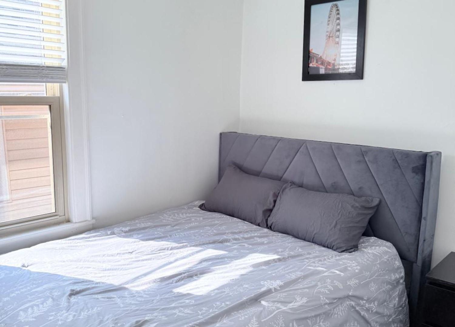 Prime Location - Cozy 3bd Near Downtown! Free Parking & Fast Wifi! Apartment Chicago