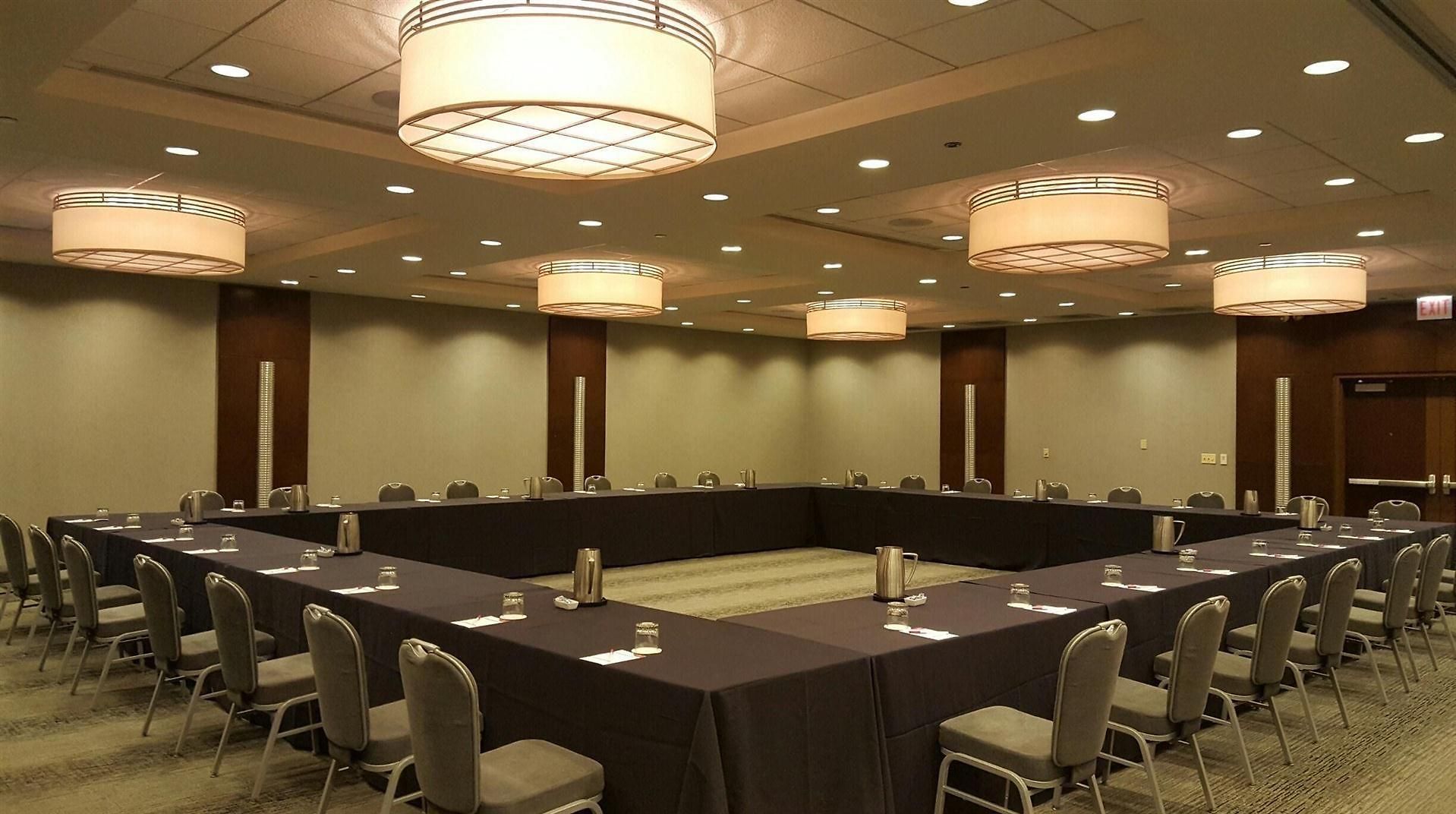 Hotel Crowne Plaza - West Loop By Ihg 3*