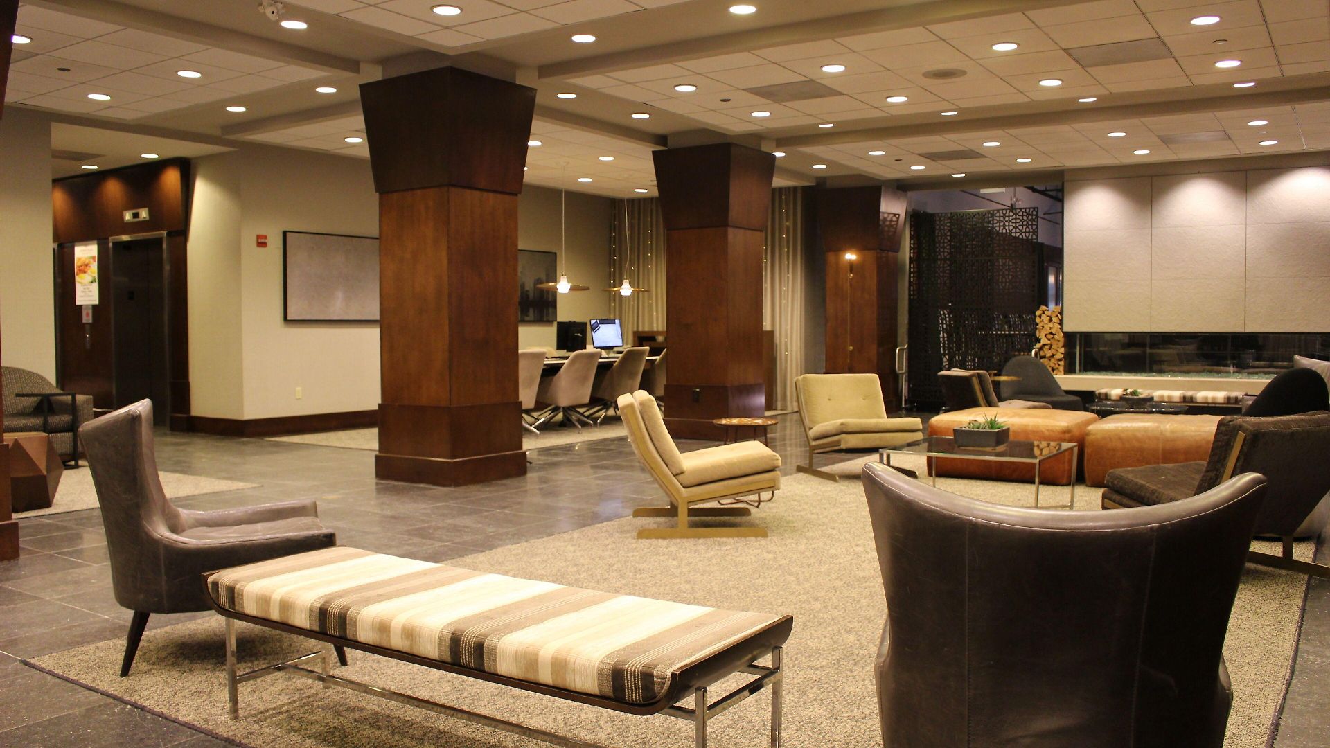 Crowne Plaza - West Loop By Ihg