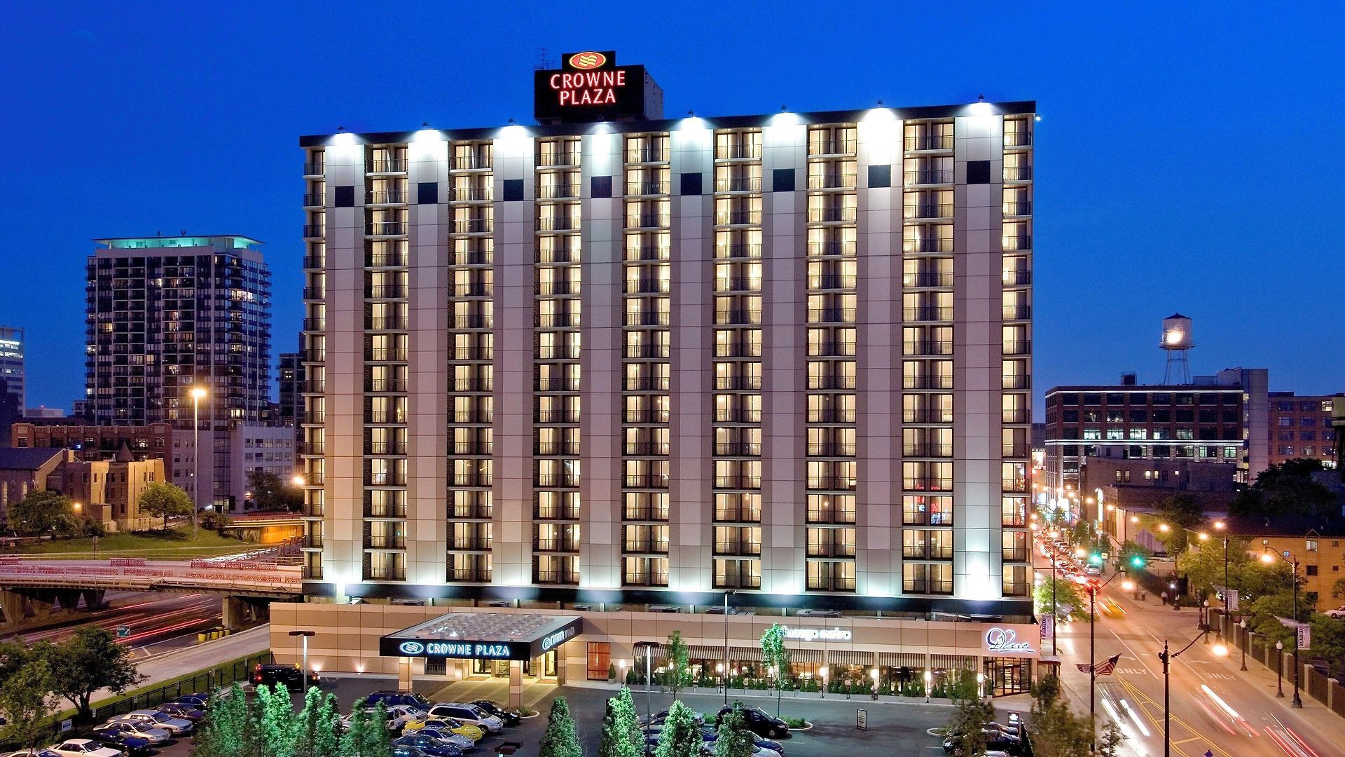 Crowne Plaza - West Loop By Ihg Hotel 3*