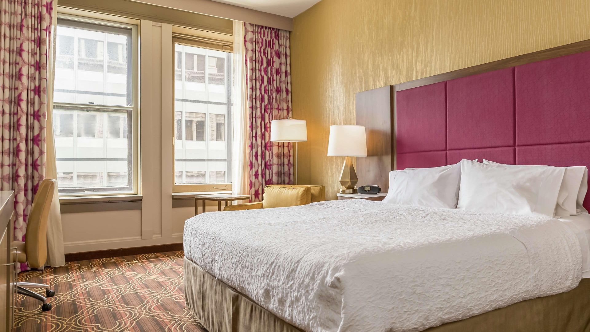Hotel Hampton Majestic Theatre District 3*
