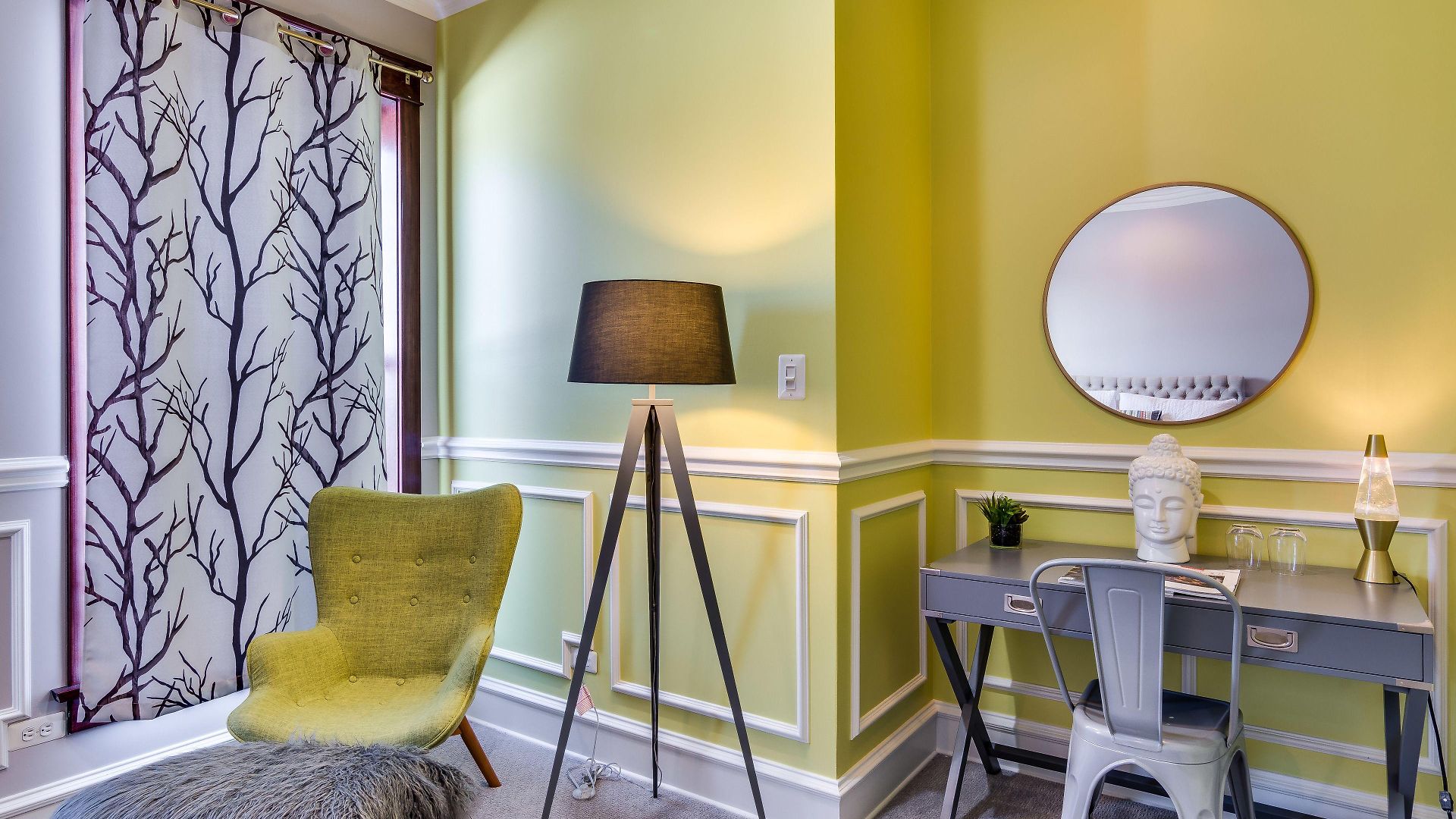 The Golden Arm (adults Only) 2* Chicago