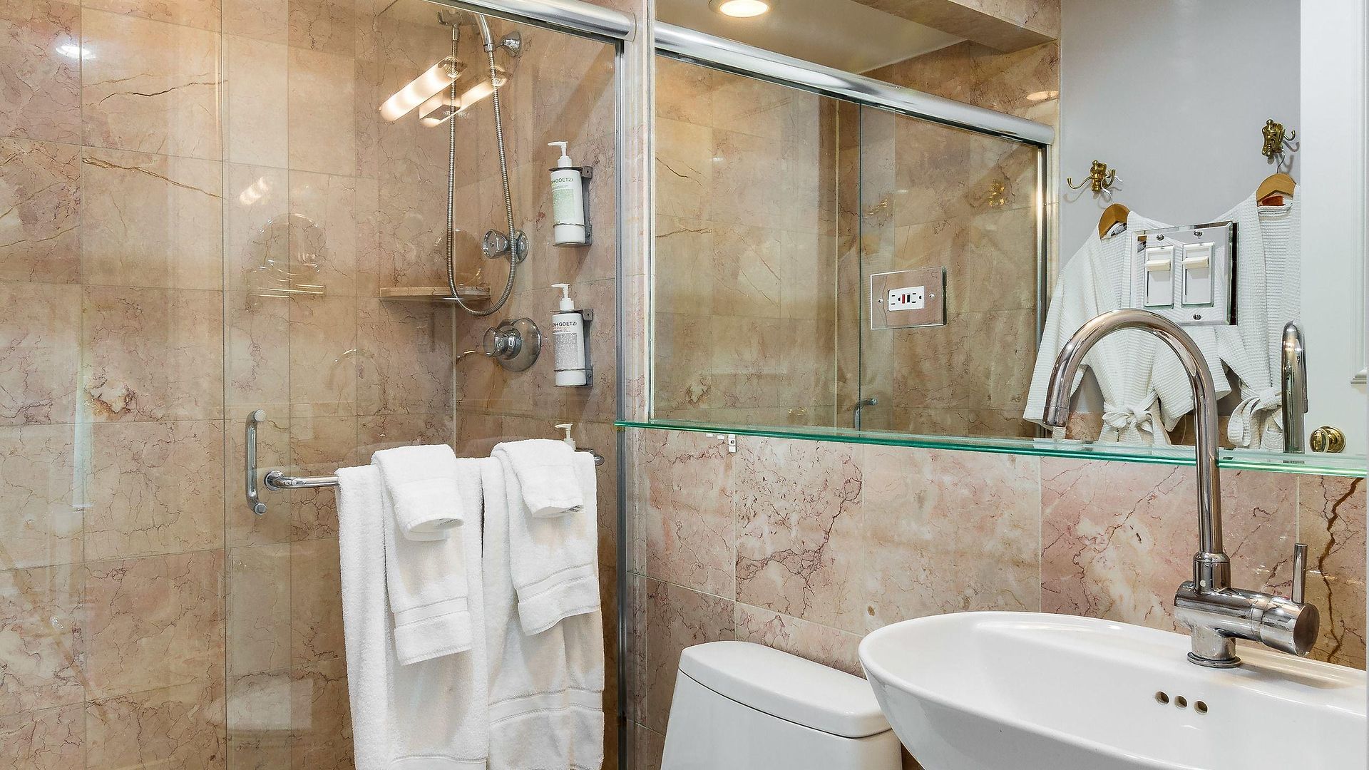 The Golden Arm (adults Only) Inn 2*
