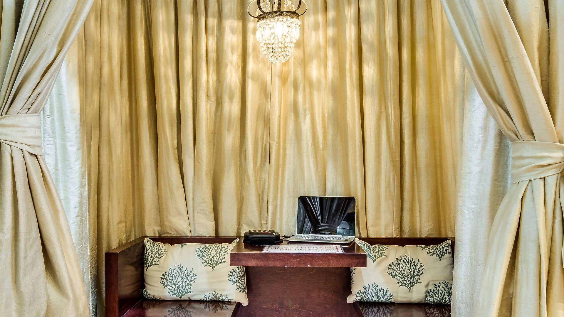 The Golden Arm (adults Only) 2*