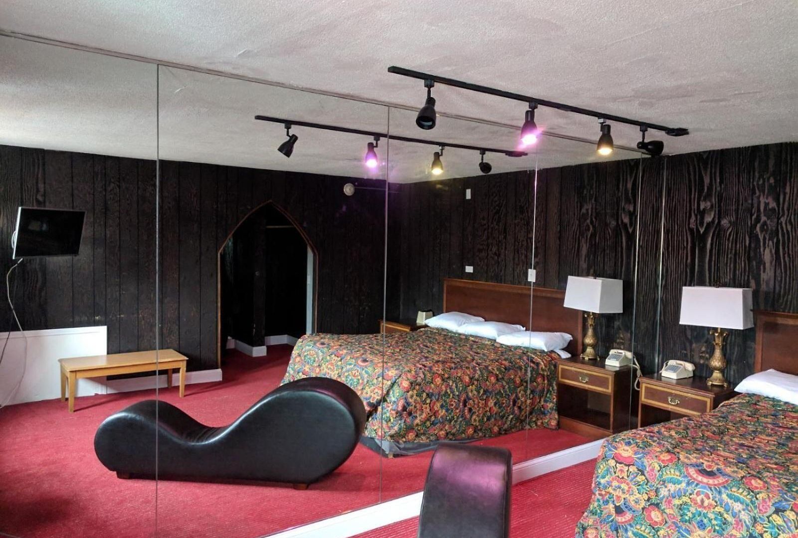 Hotel Skylark 2*